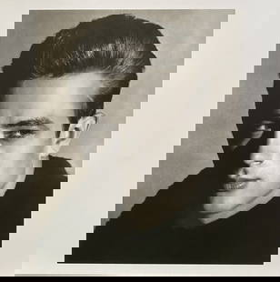 James Dean - photographic print: James Dean - photographic printPhotographic print on paperExtracted from the portfolio "Steve McQueen and James Dean" with preface by H.S.H. Albert of MonacoPublisher: Jay Gatsby, Monaco, 2015Limited