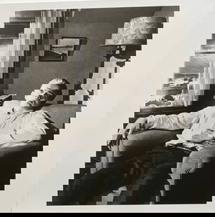 James Dean - photographic print: James Dean - photographic printPhotographic print on paperExtracted from the portfolio "Steve McQueen and James Dean" with preface by H.S.H. Albert of MonacoPublisher: Jay Gatsby, Monaco, 2015Limited