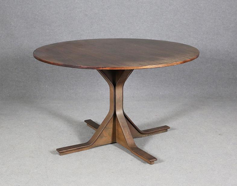 GIANFRANCO FRATTINI for BERNINI. Rosewood table (1 of 4)