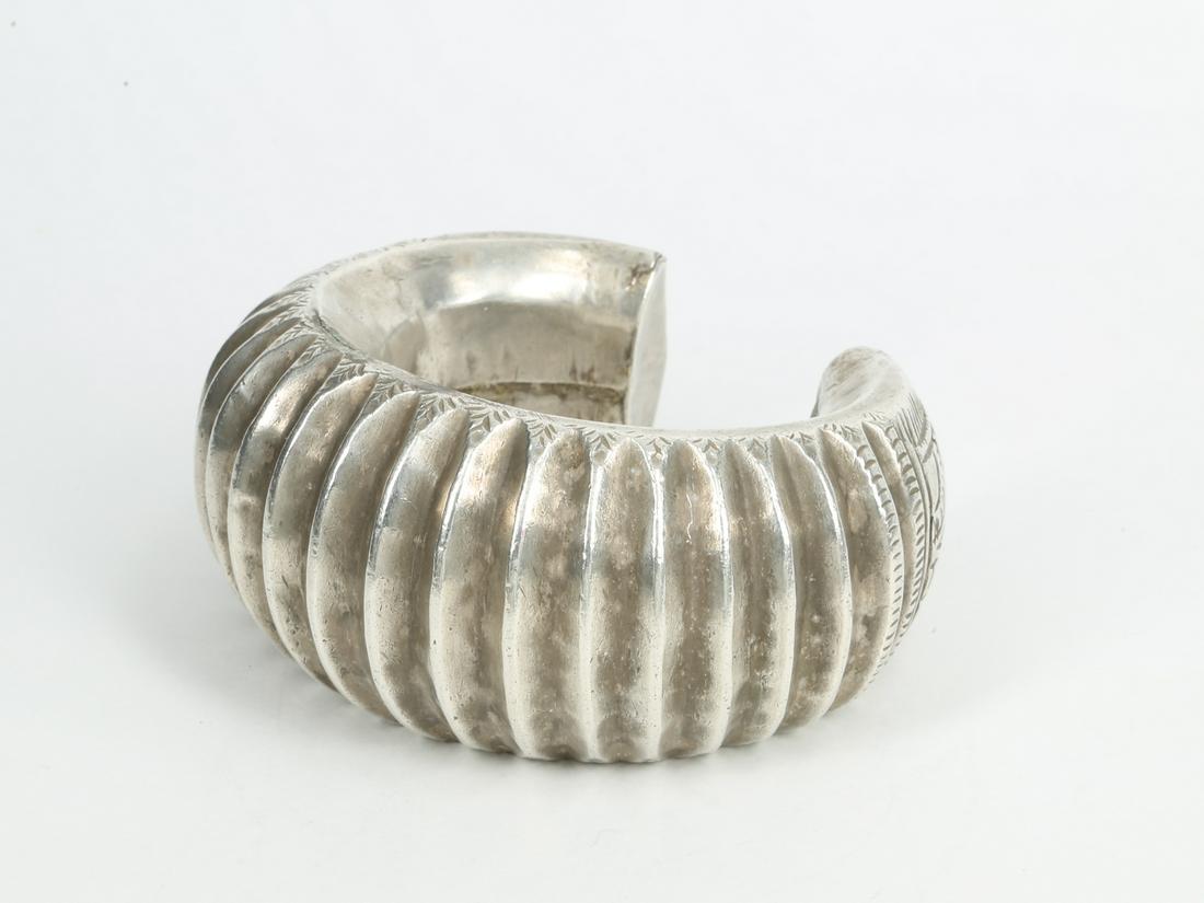Silver indian bracelet (1 of 2)