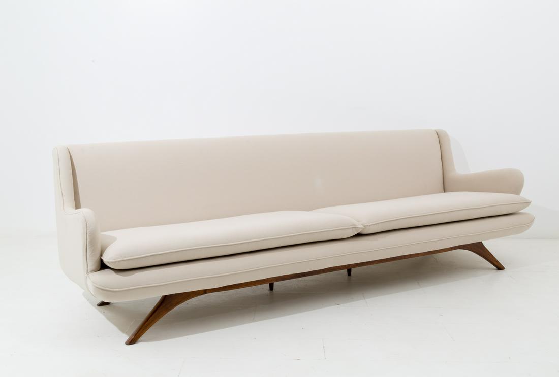 VLADIMIR KAGAN  (Attr.). Wooden and cotton sofa (1 of 2)