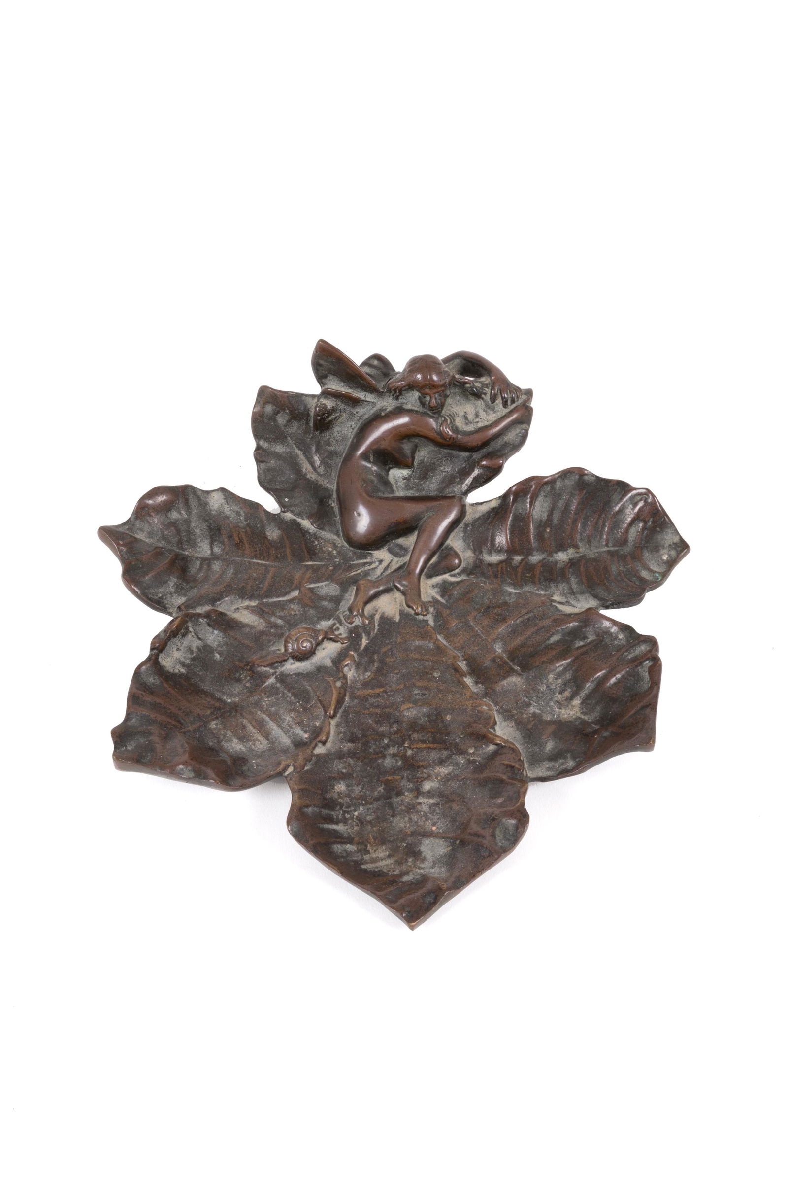 Patinated bronze ashtray. Early 20th century (1 of 4)