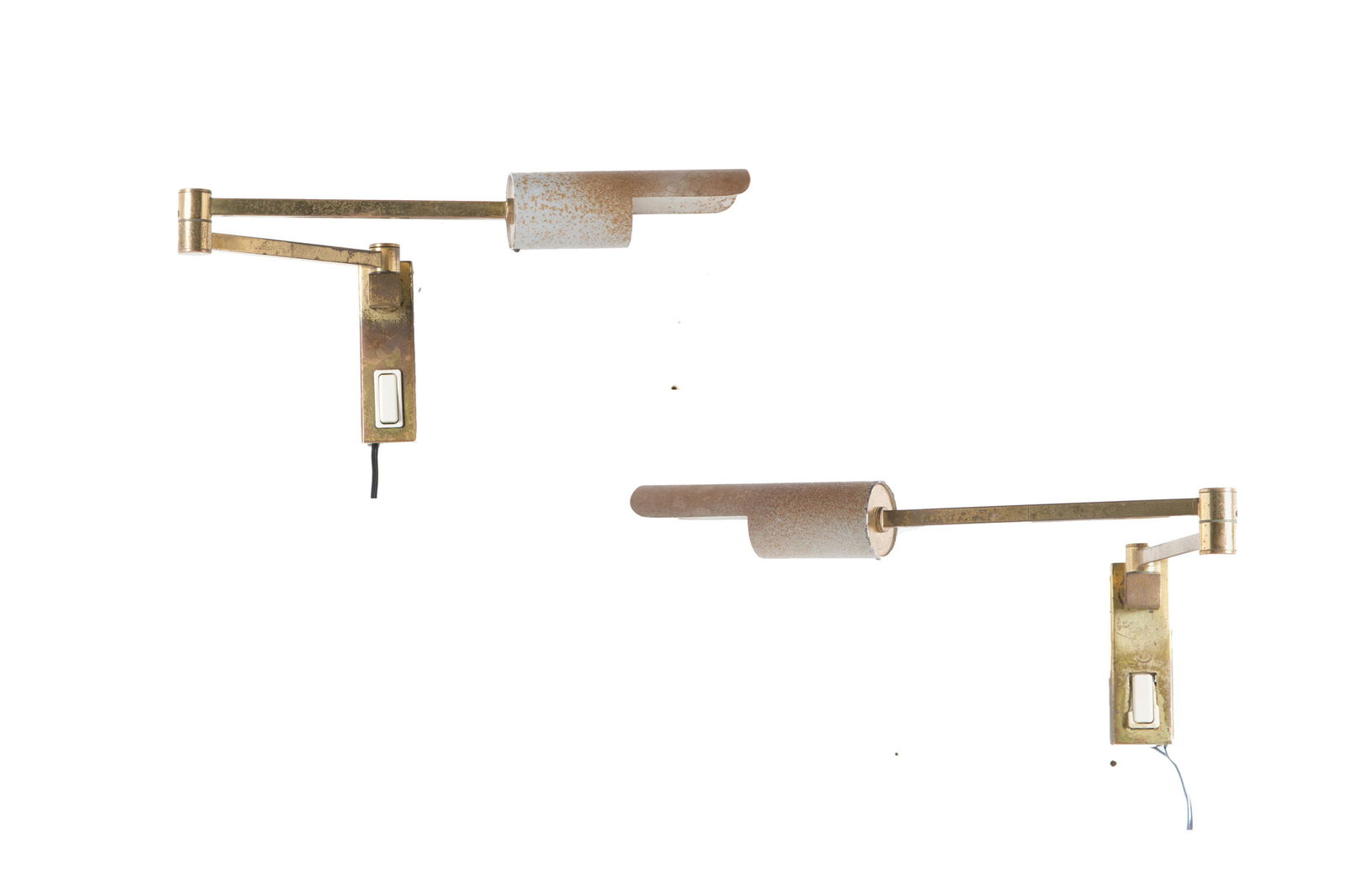 GINO SARFATTI for STILNOVO. Two sconces. 1950s (1 of 3)