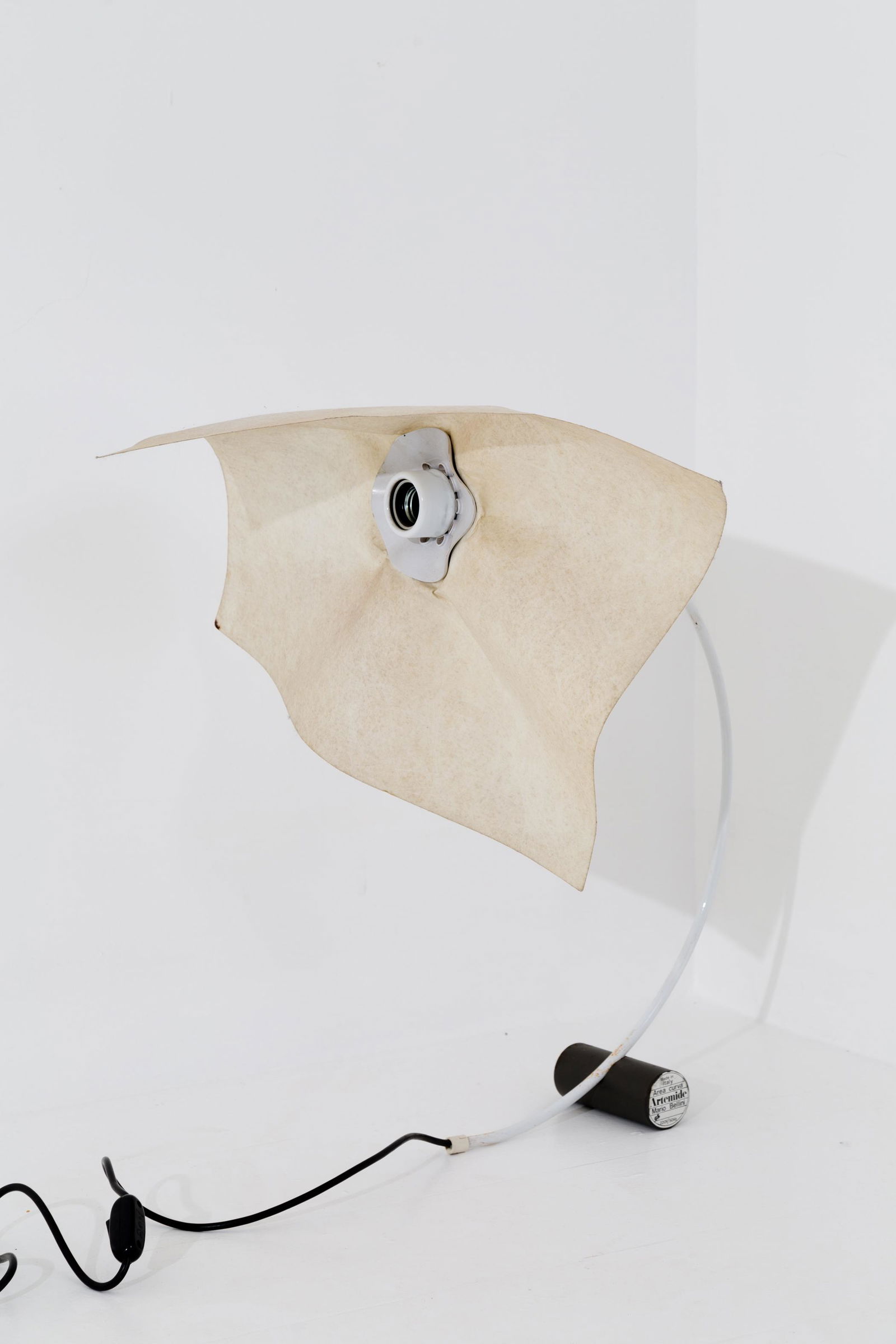 MARIO BELLINI for ARTEMIDE. Area table lamp. 70s (1 of 5)