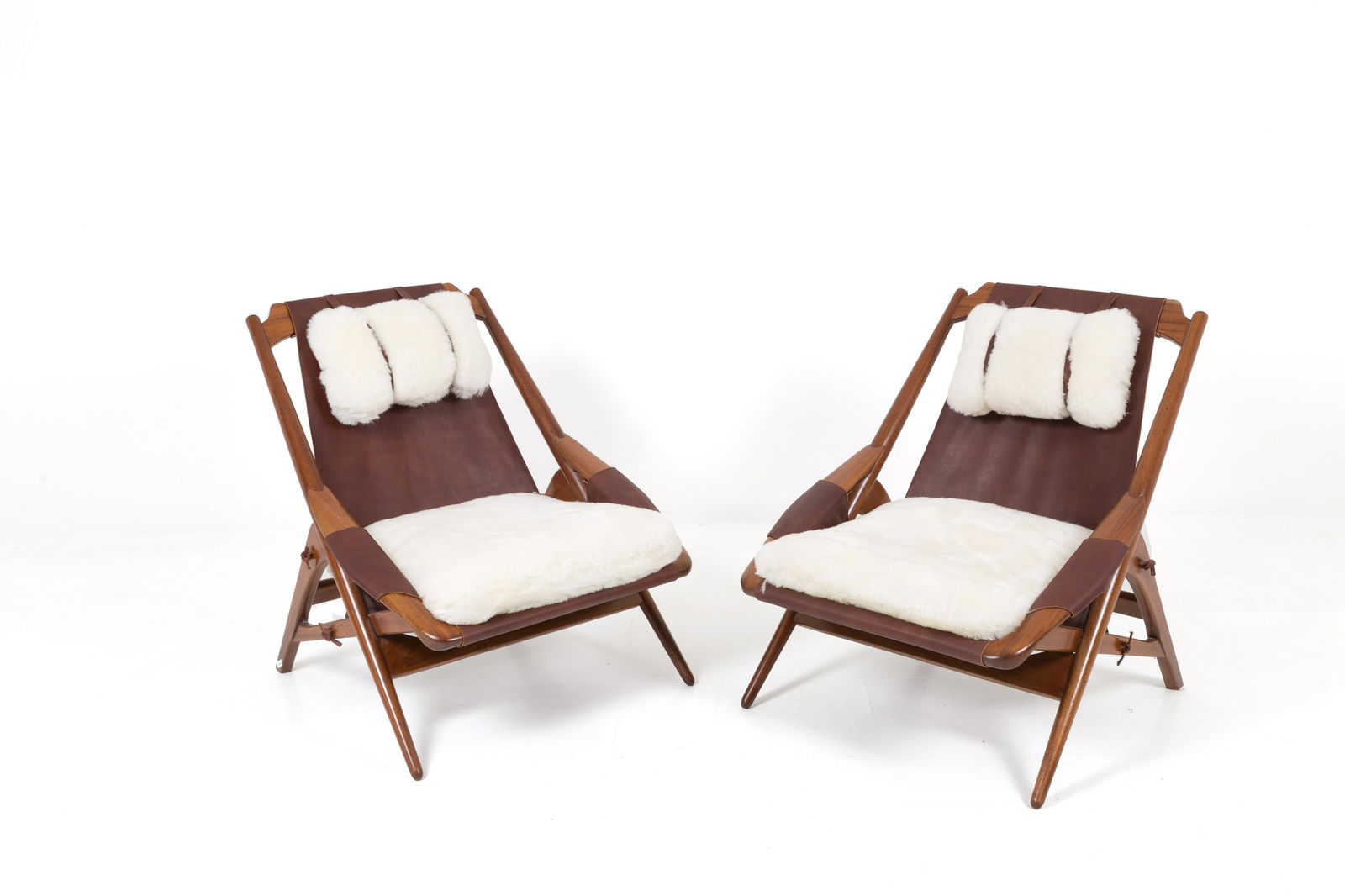 W. D. ANDERSAG. Two armchairs. IDEAL PIACENZA (1 of 5)