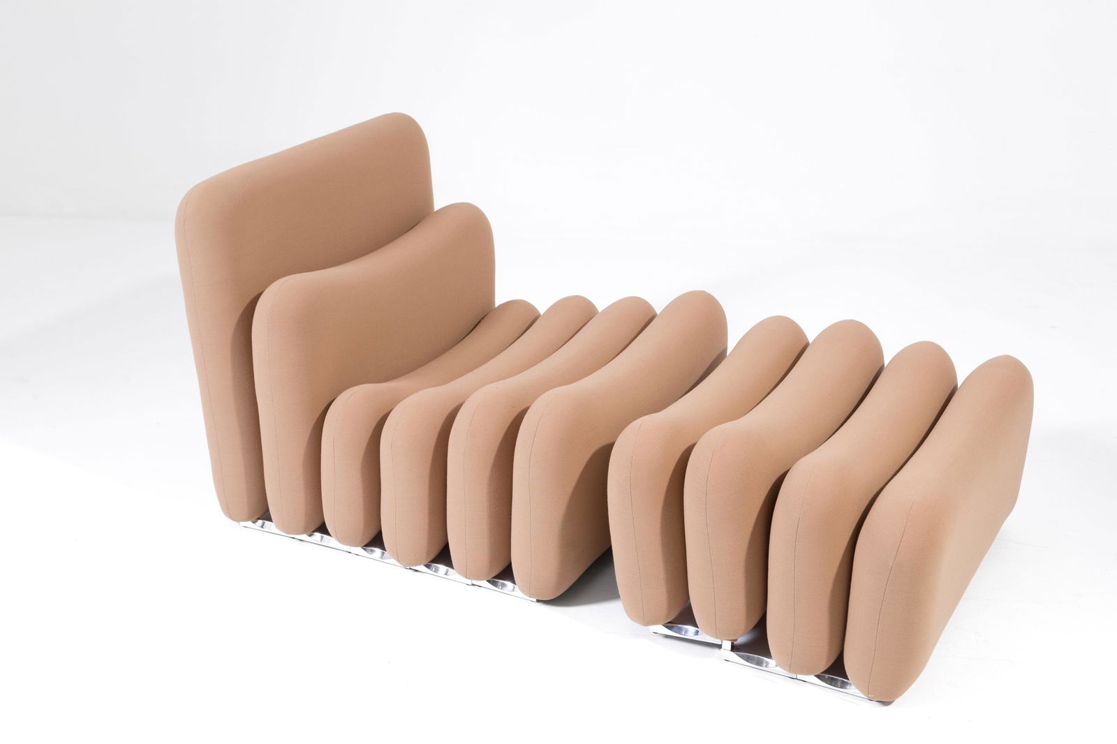 JOE COLOMBO for SORMANI. Armchair and pouffe (1 of 5)