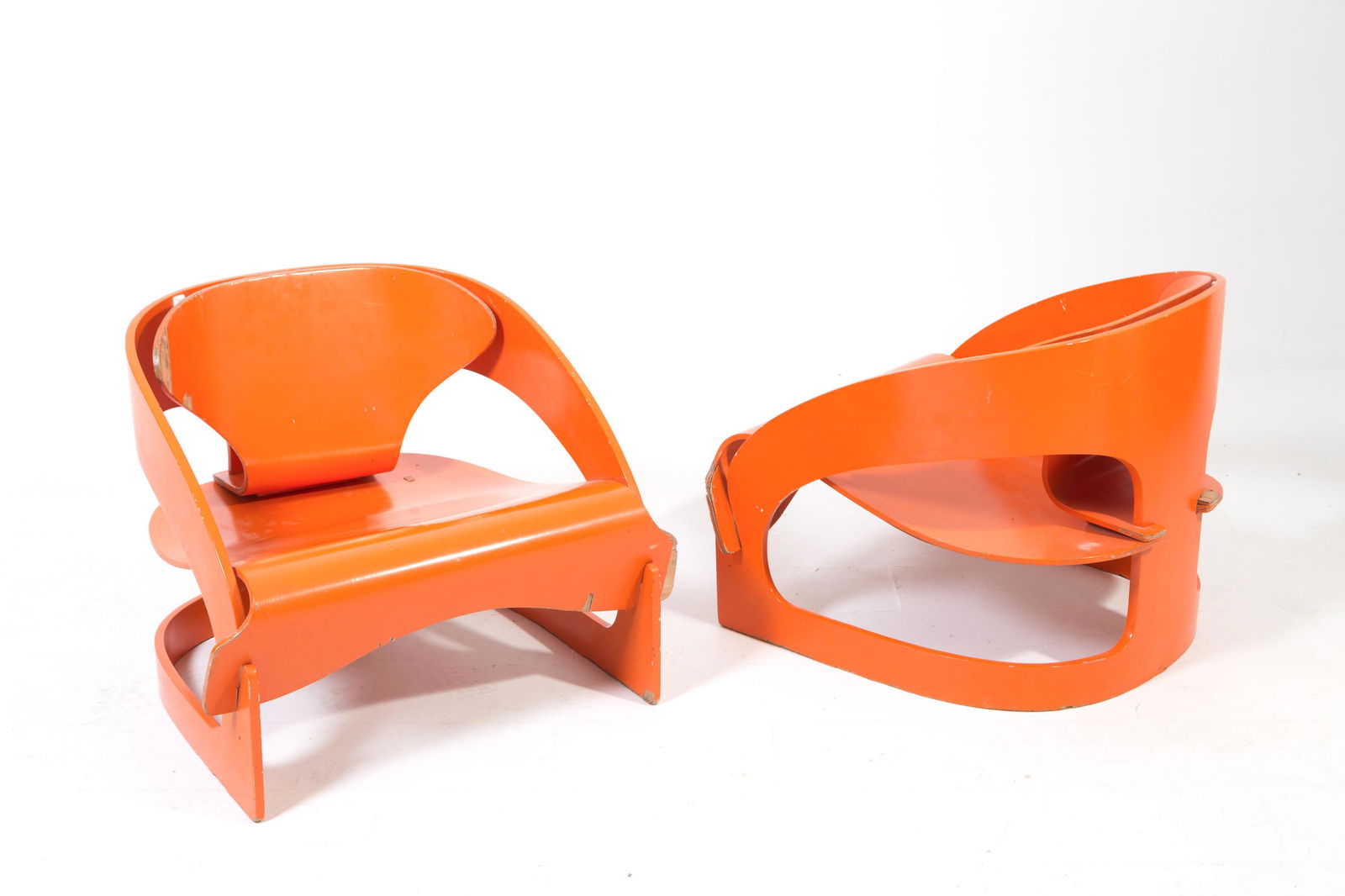 JOE COLOMBO. Two wooden armchairs. KARTELL. 60s (1 of 5)
