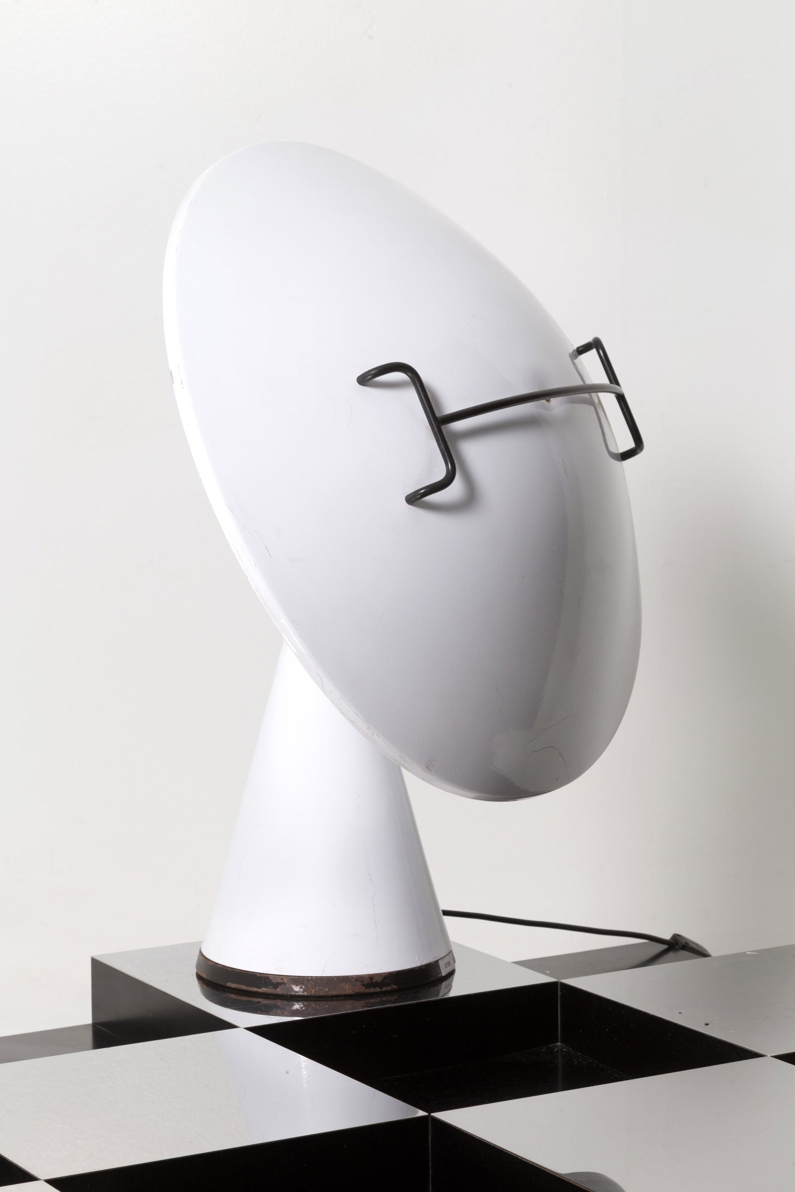 E. MARTINELLI. Metal table lamp. MARTINELLI LUCE (1 of 5)