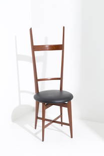 ROBERTO ALOI. Fake leather and wooden chair. '50s: ROBERTO ALOI (Palermo, 1897 - Berzo S. Fermo, 1981). Sedia in legno e similpelle. Anni '50. Mis. Lung. cm. 43 Alt. cm. 115 Prof. cm. 46 ca. Val. 250/300