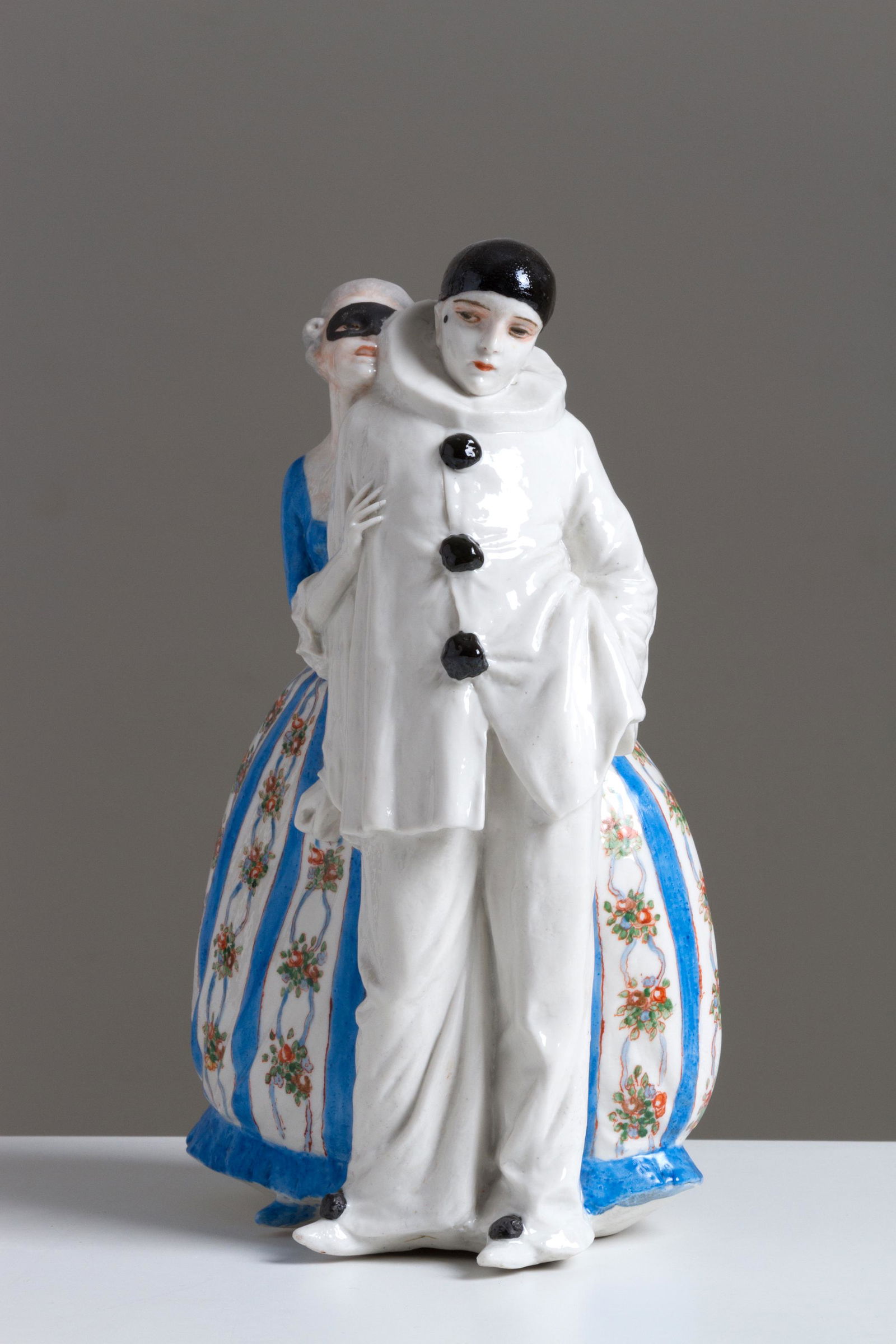 Small ceramic statue. FABRIS. 1930 (1 of 5)