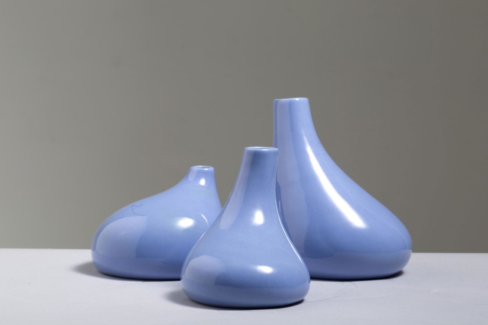 A.MANGIAROTTI. Three ceramic vases. DANESE MILAN (1 of 3)