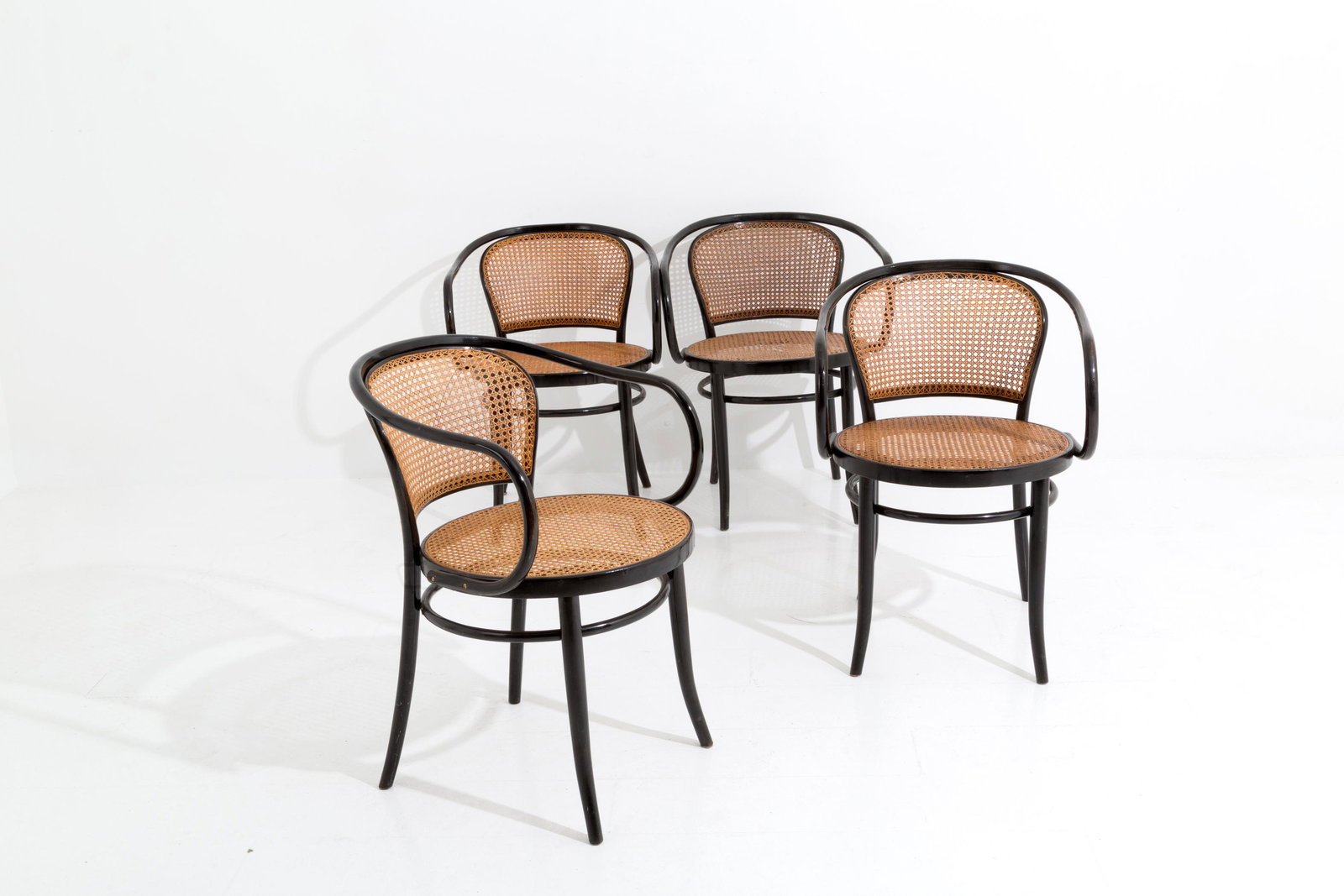 Four Drevounia armchairs in wood and Vienna straw (1 of 5)