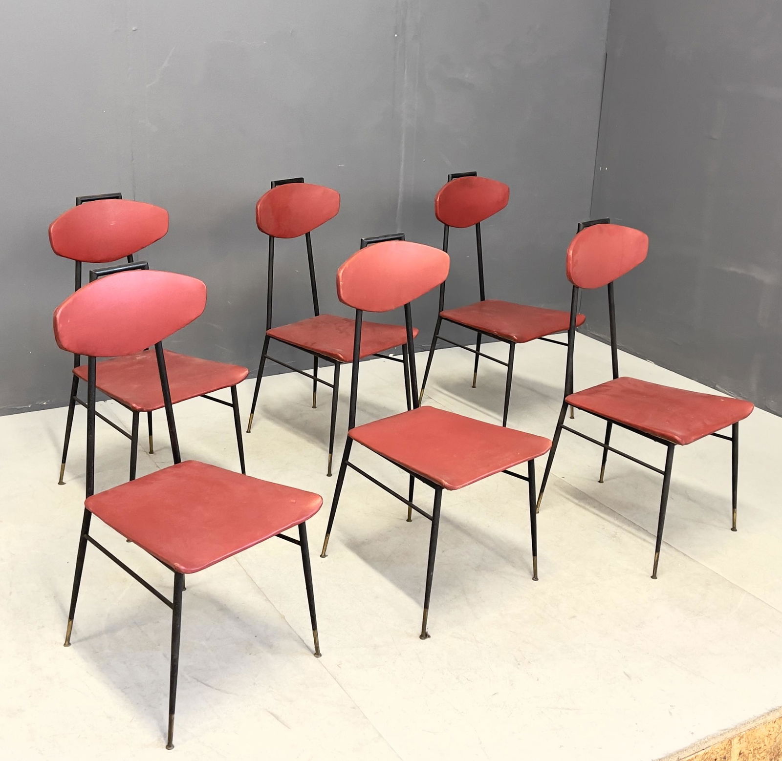 Set of six italian chairs. 1950s (1 of 4)