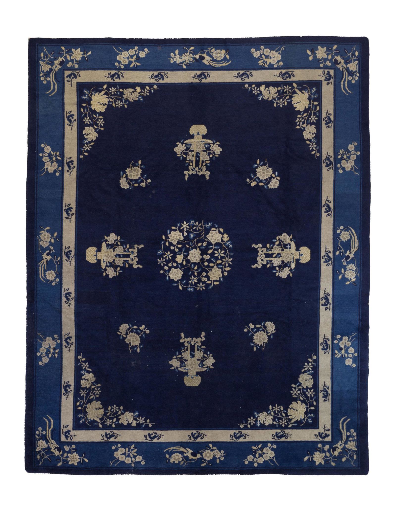 Pekino carpet. China. 1900 appr. (1 of 4)