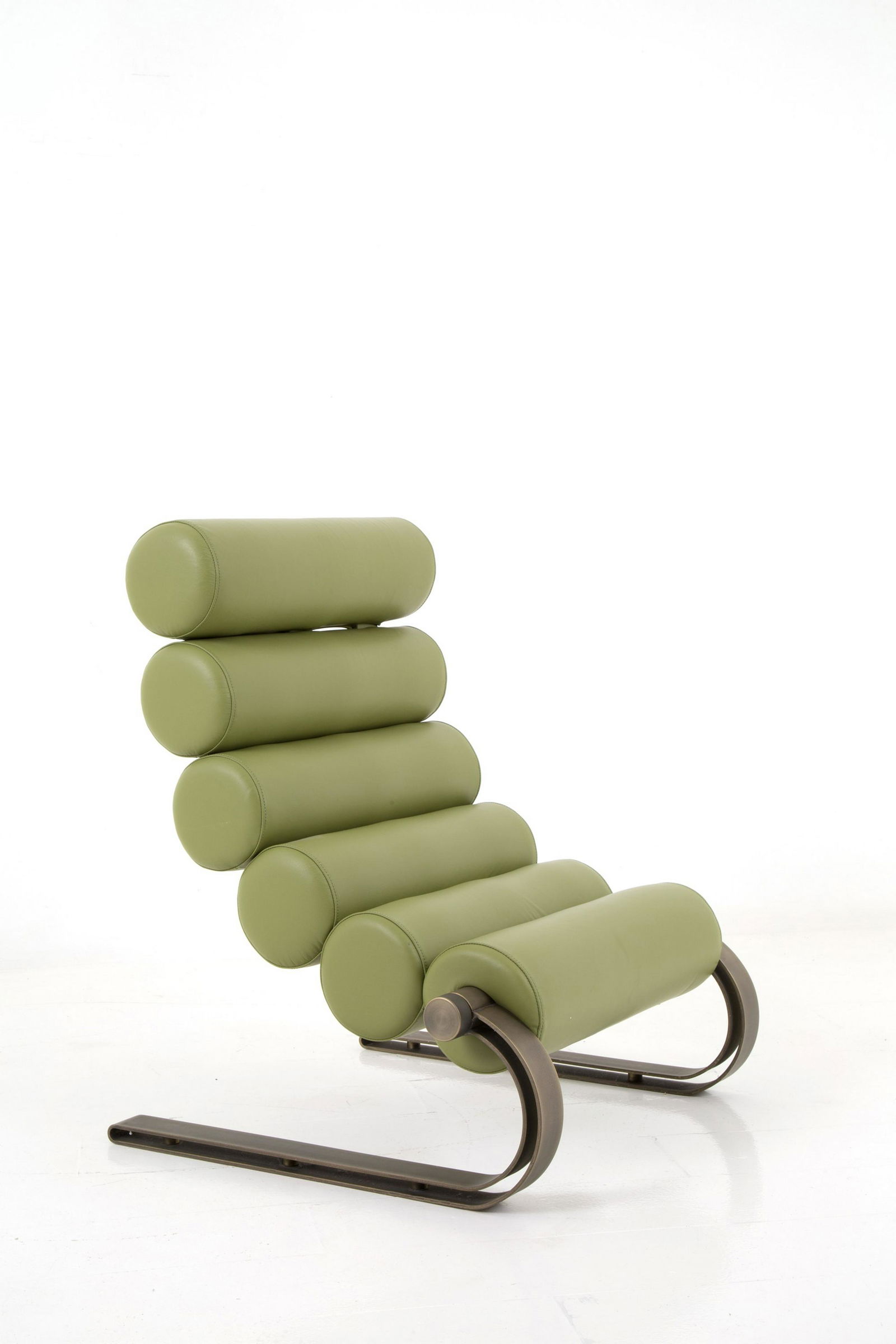 MARZIO CECCHI Balestra Armchair for STUDIO MOST: MARZIO CECCHI (Firenze 1940-New York 1990). Balestra armchair in nickel-plated metal and green leather. Production STUDIO MOST, Florence. 70's. 98x80x75cm approx. MARZIO CECCHI (Firenze 1940-New York