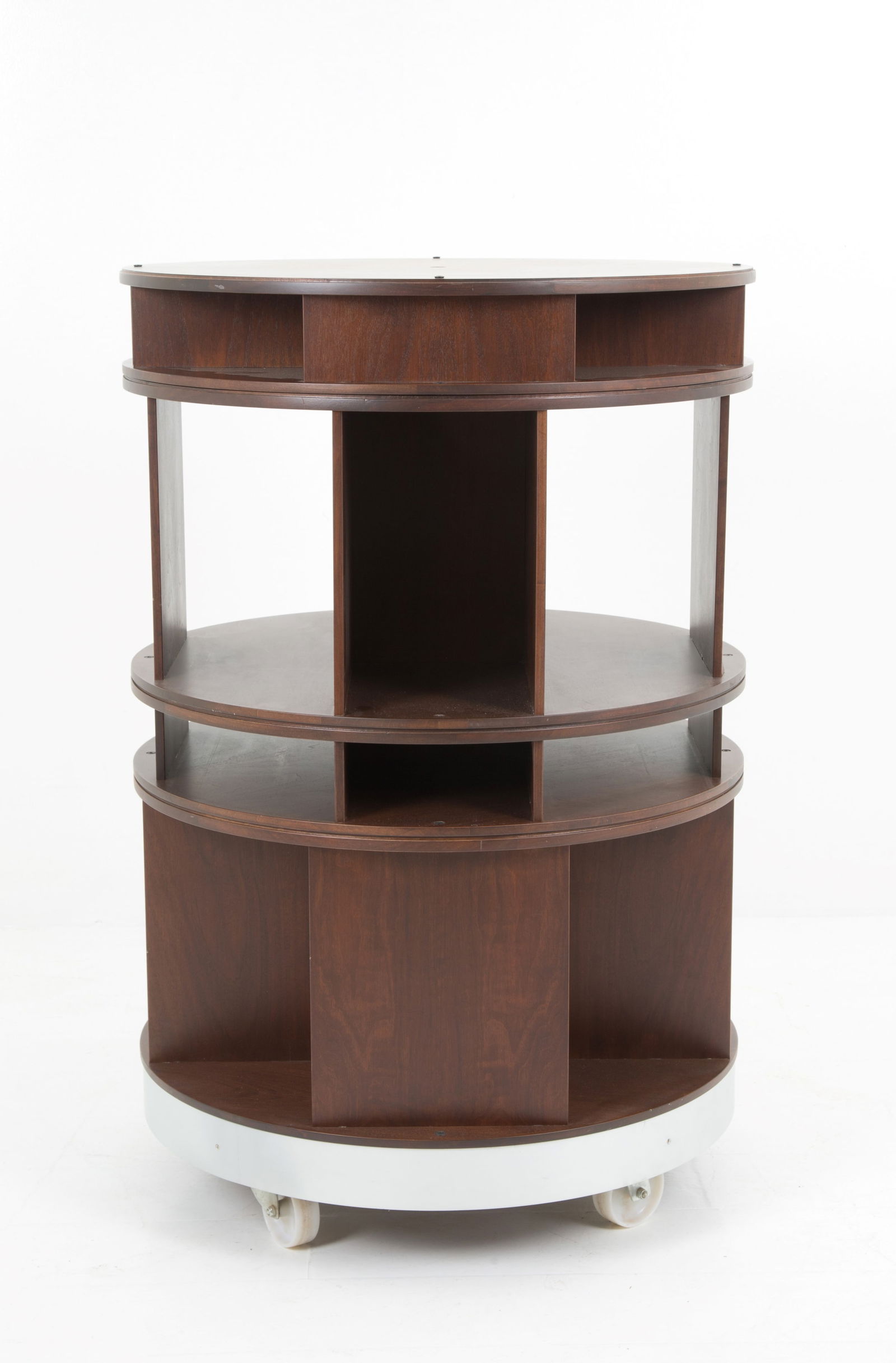 JOE COLOMBO. Combi Center for BERNINI: JOE COLOMBO (Milano 1930-1971). Combi Center model bar cabinet in wood and brushed aluminum on castors. BERNINI production. 70's. Breaks and signs of wear and tear over time. 125x85 cm approx. JOE COL