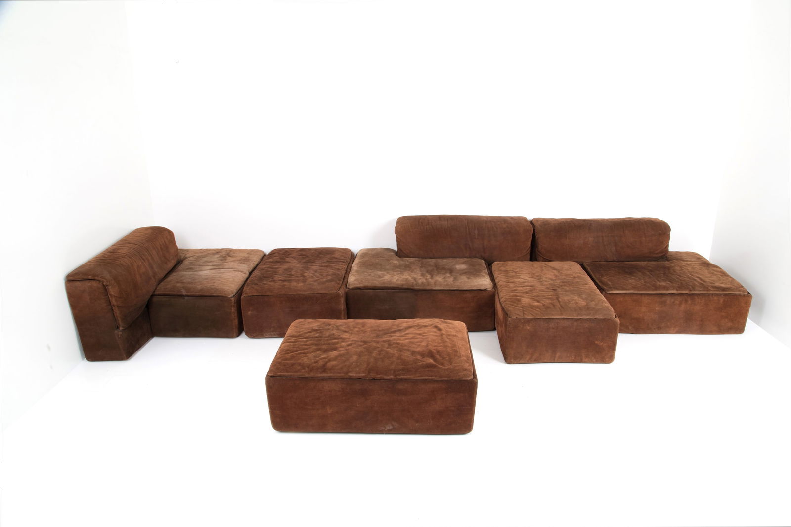 CLAUDIO SALOCCHI. Paione modular sofa for SORMANI (1 of 5)