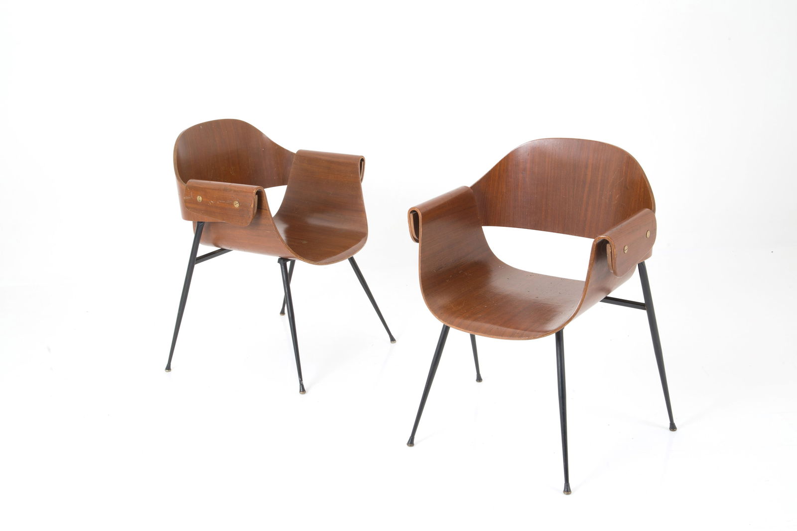 CARLO RATTI. Pair of armchairs for LEGNI CURVATI (1 of 5)