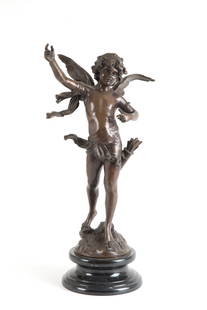 AUGUSTE MOREAU. Sculpture "CUPID": AUGUSTE MOREAU (Dijon 1834 - Malesherbes 1917). Bronze sculpture depicting "CUPID" on a marble base. Signed on the base. 70x32 cm approx. AUGUSTE MOREAU (Dijon 1834 - Malesherbes 1917). Scultura in br
