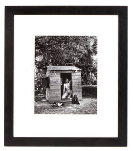 HELMUT  NEWTON. "DOMESTIC NUDE 7, LOS ANGELES, 1992": HELMUT NEWTON (Berlino 1920 - West Hollywood 2004). Gelatin silver print "DOMESTIC NUDE 7, LOS ANGELES, 1992". Signature, title, date and copy number "7/15" in pencil and artist's stamp on the reverse