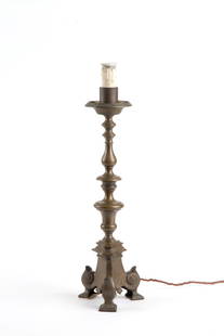 Bronze candlestick: Patinated bronze candlestick. 19th century. Height approx. 53 cm. Candeliere in bronzo patinato. XIX secolo. Alt. 53 cm ca.