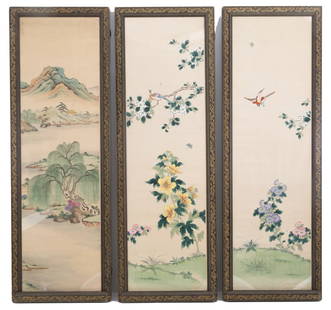 Three-panel screen: Three-panel rice paper folding screen with floral motifs and scenes of oriental life on both sides. China. Defects. 193.5x195x5 cm approx. Paravento a tre pannelli doppi in carta di riso con decori a