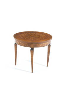 Round coffee table: Round Louis XVI-style veneered coffee table. 20th century. Defects. 50x60 cm approx. Tavolino rotondo impiallacciato e lastronato in stile Luigi XVI. XX secolo. Difetti.&nbsp; 50x60 cm ca.