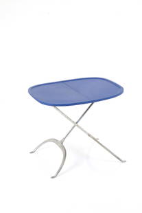 ANTONIO CITTERIO (attr.) - GLEN OLIVIER LOEW (attr.). Leopoldo folding table for Kartell: ANTONIO CITTERIO (attr.) (Meda 1950) - GLEN OLIVIER LOEW (attr.) (Leverkusen 1959). Leopoldo folding coffee table. Produced by Kartell. Manufacturer's mark under the top. 1990s. Defects and wear. 51x6