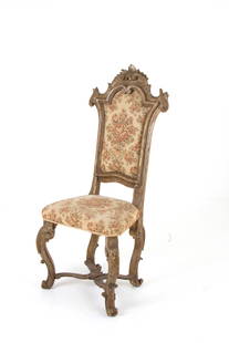 Important wooden chair: Important carved and silvered wooden chair. Veneto. 18th century. 135.5x58x44 cm approx. Importante sedia in legno intagliato e argentato. Veneto. XVIII secolo. 135,5x58x44 cm ca.
