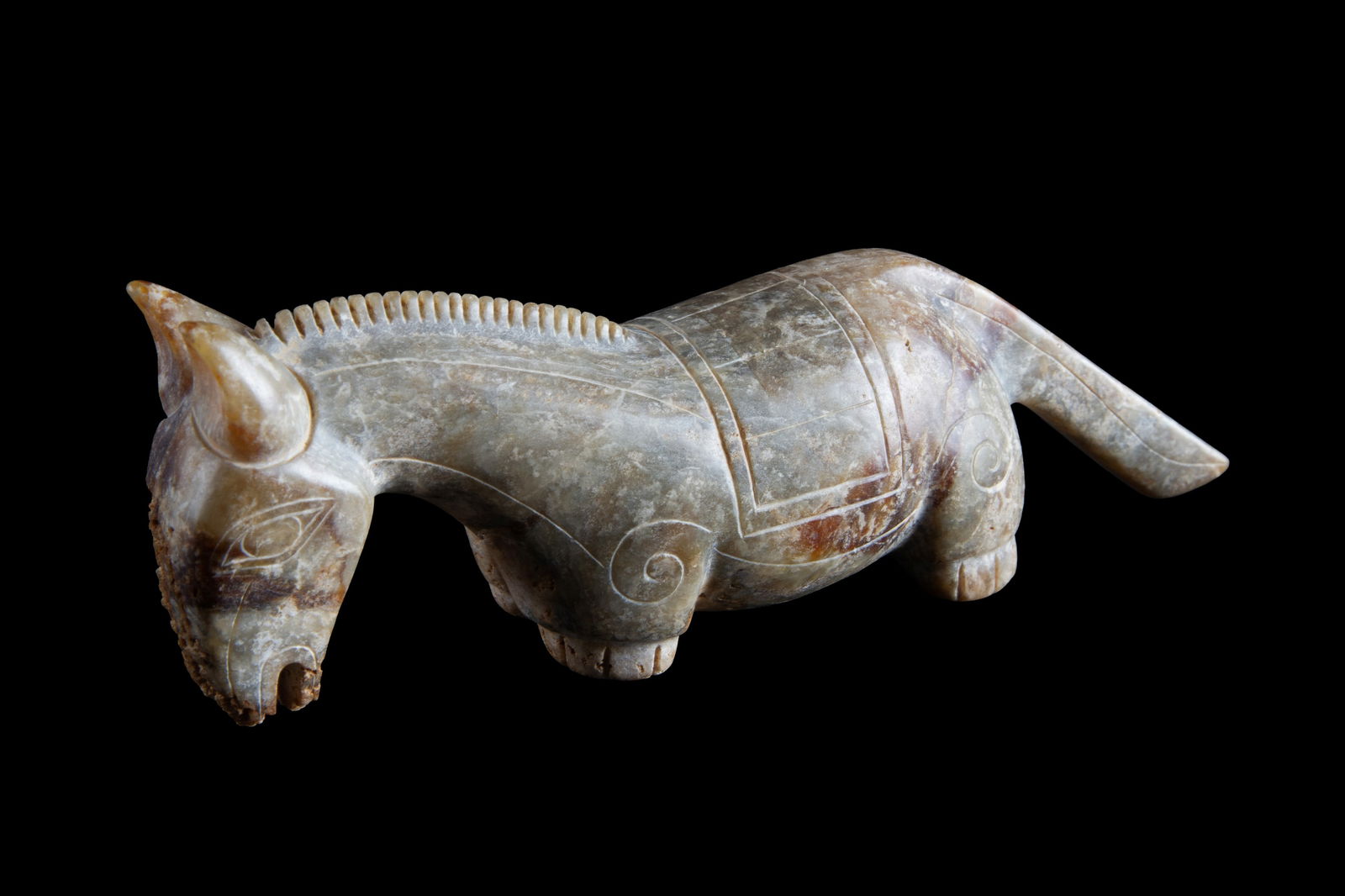 Jade sculpture "HORSE": Jade sculpture depicting "HORSE". China. 13.5 cm approx. Scultura in giada raffigurante "CAVALLO". Cina. 13,5 cm ca.