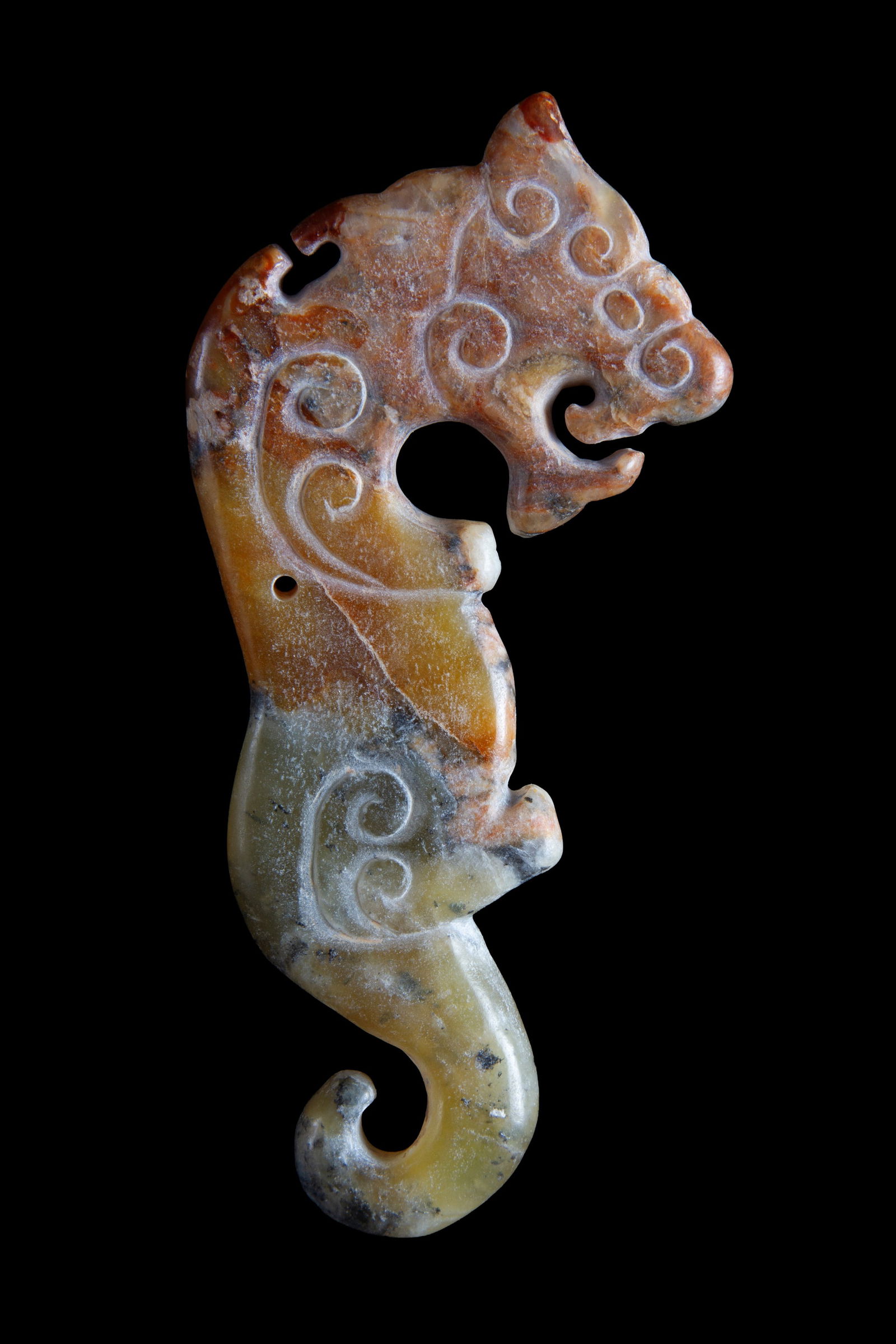 Jade dragon pendant (1 of 2)