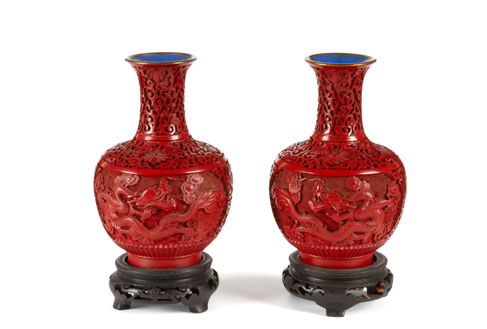Two red lacquer jars (1 of 3)
