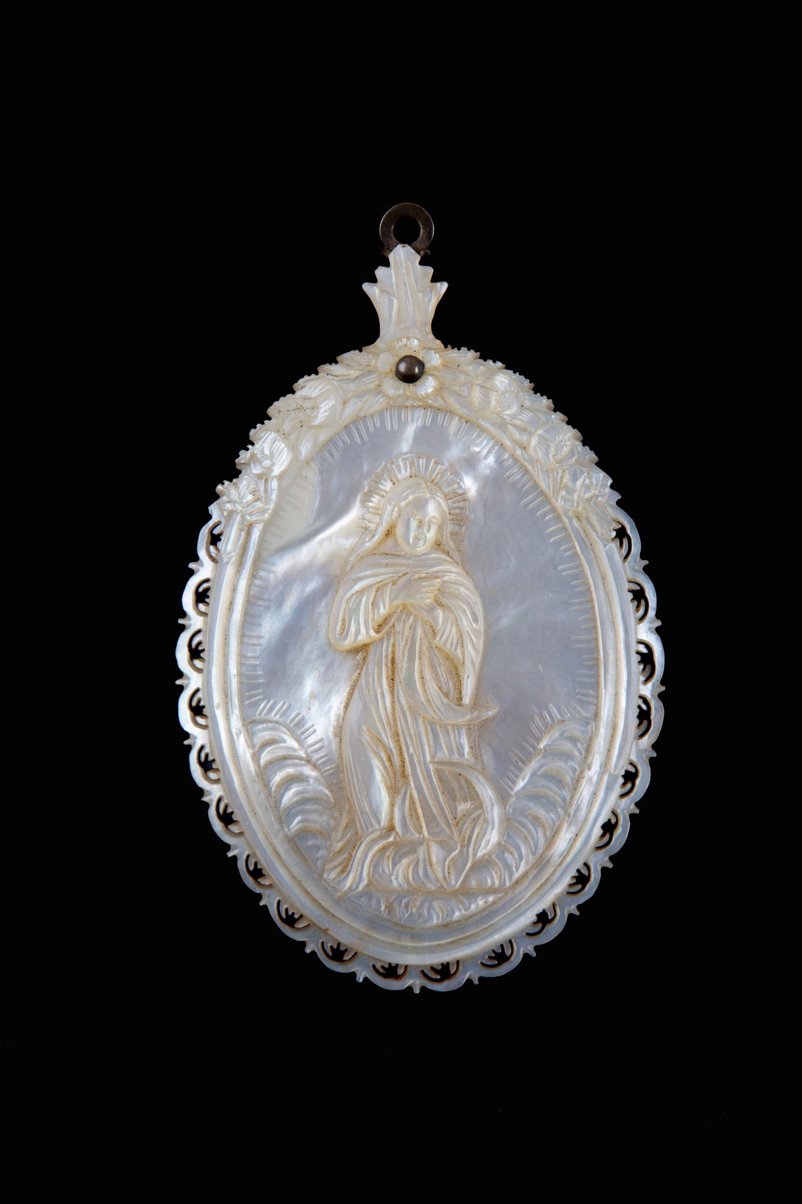 Small medallion "MADONNA" (1 of 1)