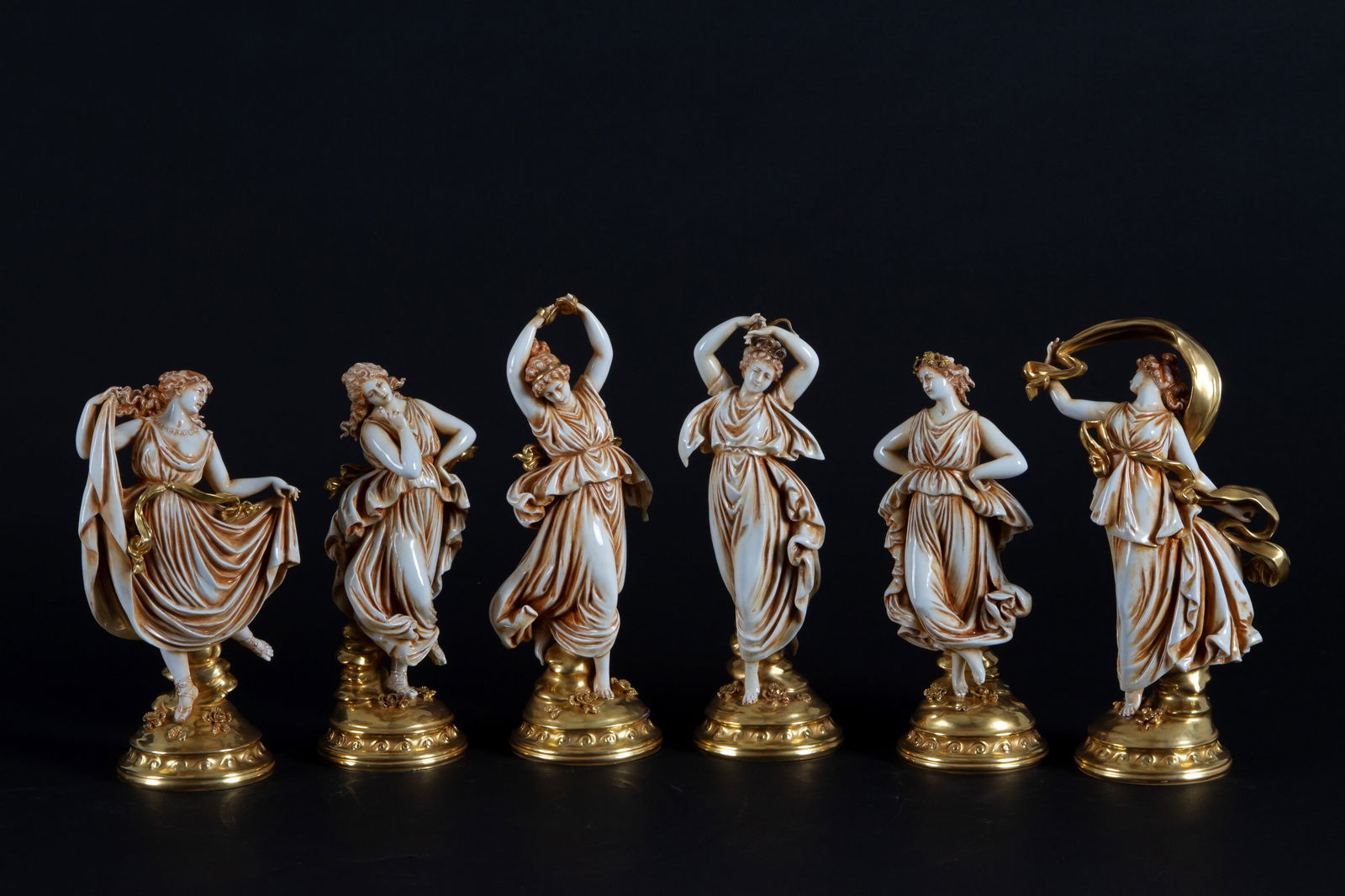 Six figurines "DANCERS". CAPODIMONTE (1 of 5)