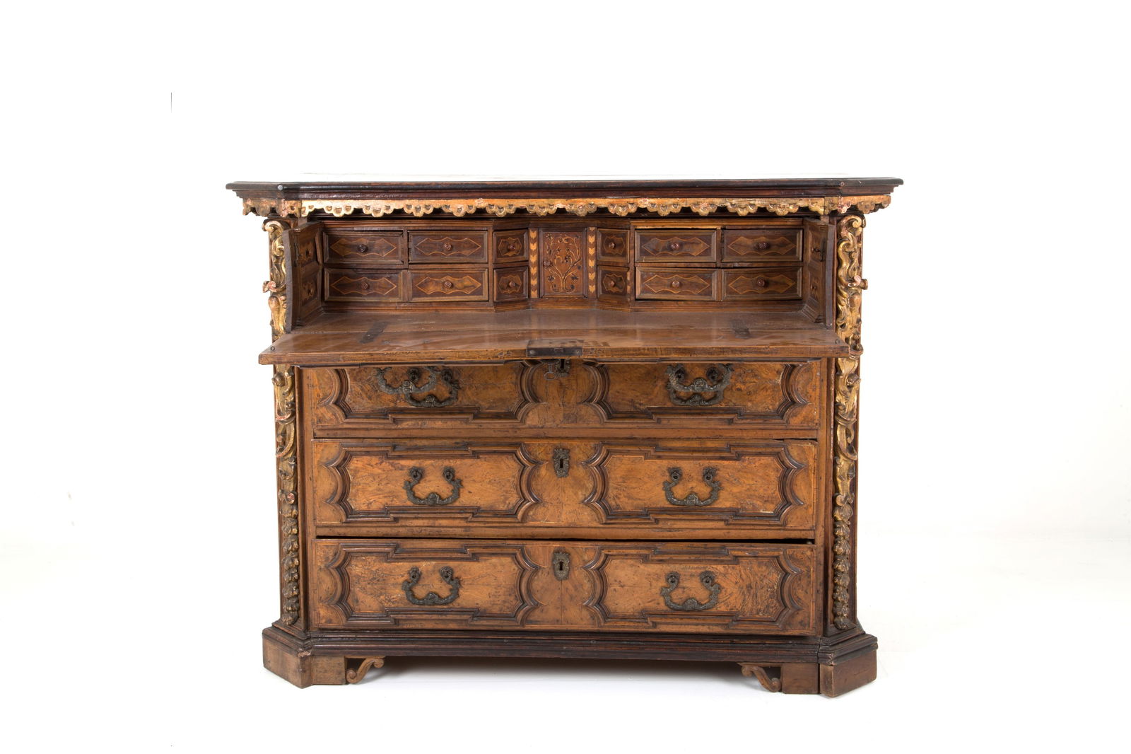 Lombard chest of drawers (1 of 10)