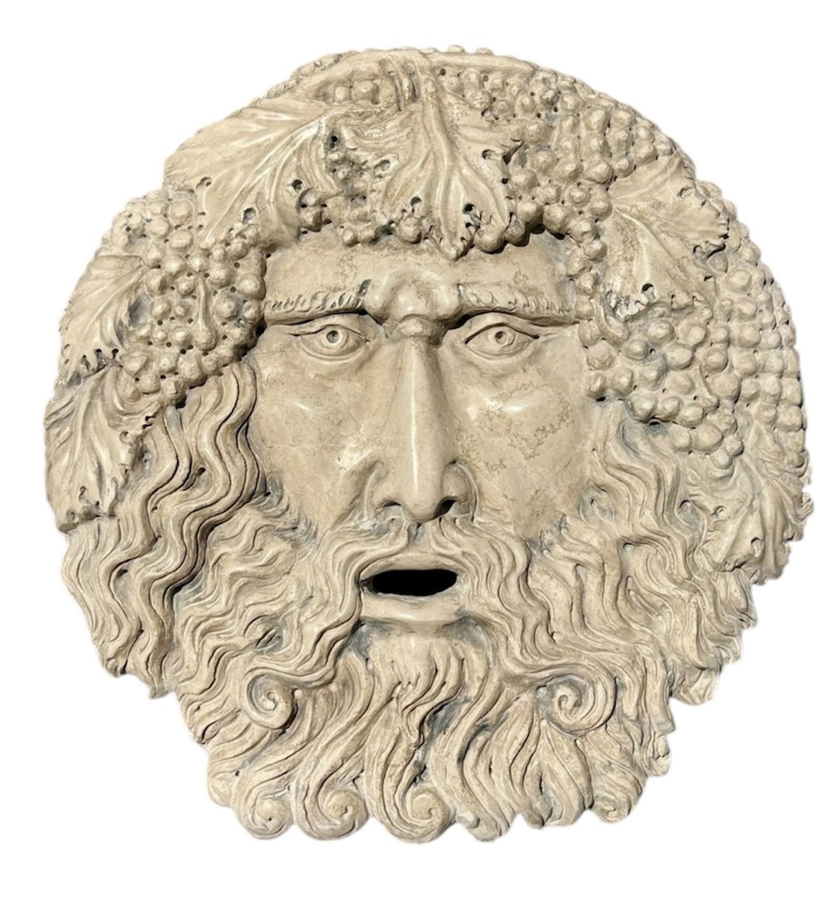 Black and white sculpture "BACCHUS": Asiago white marble sculpture depicting "BACCHUS". Diam. 80 cm approx. Scultura in marmo biancone di Asiago? raffigurante "BACCO". Diam. 80 cm ca.