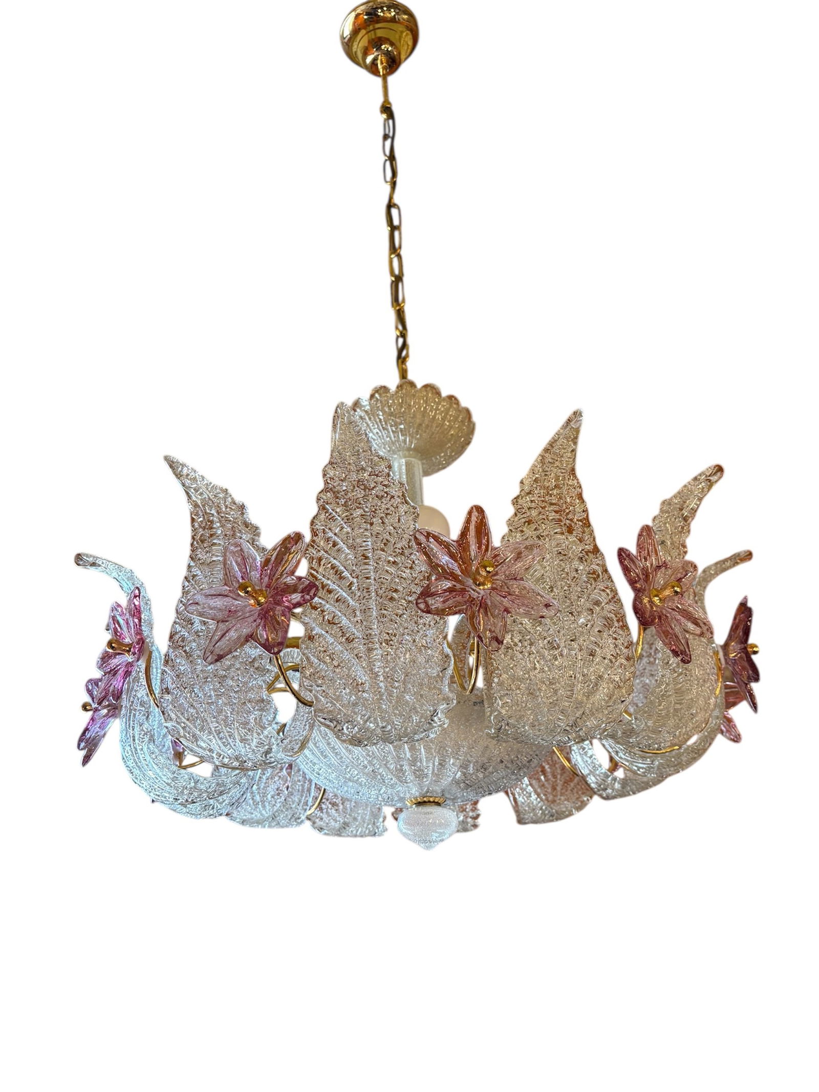 Ceiling light: Murano glass ceiling light with leaves and flowers. 20th century. 55x45 cm approx. Plafoniera in vetro di Murano con foglie e fiori. XX secolo. 55x45 cm ca.