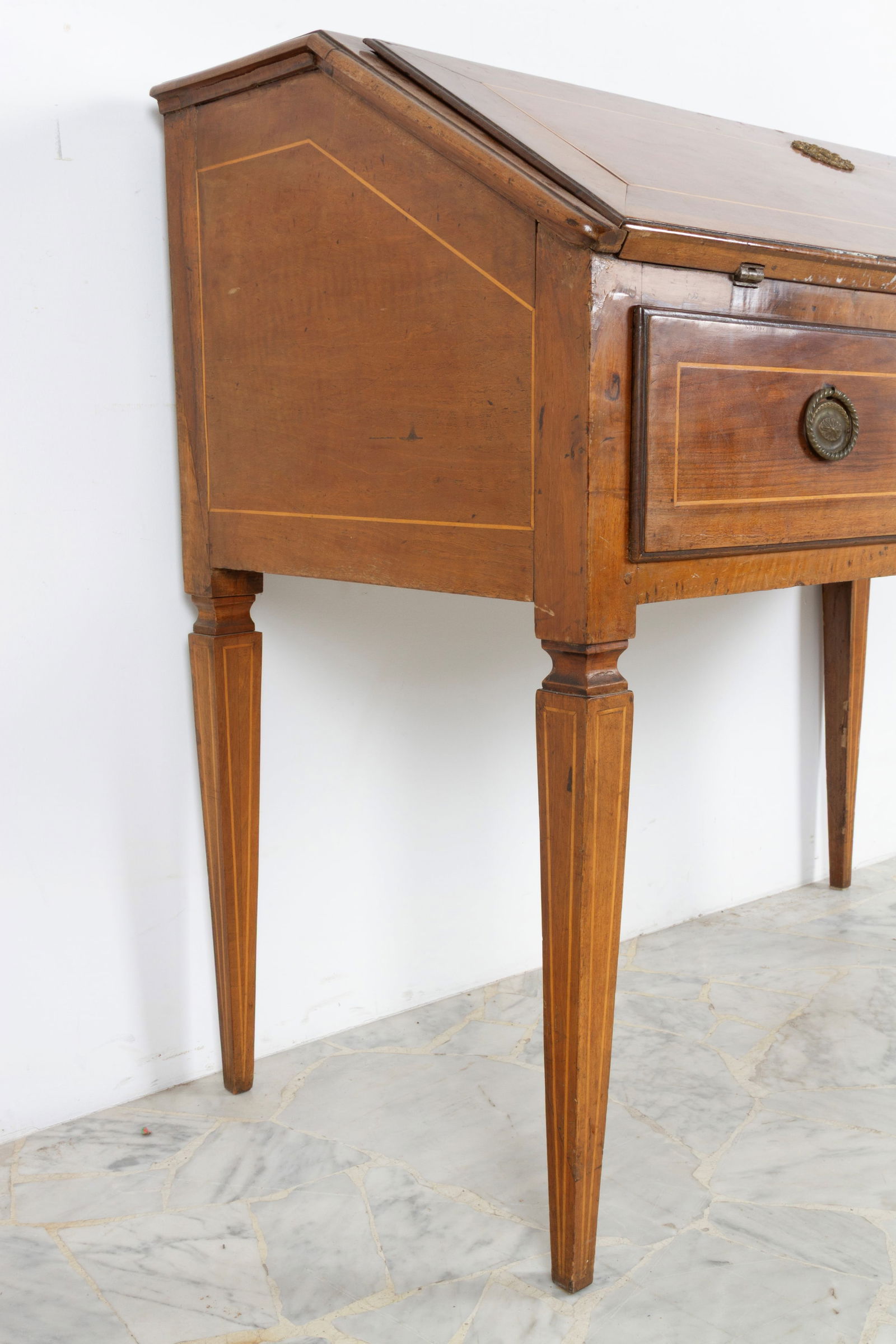 Desk with drop-leaf - 5