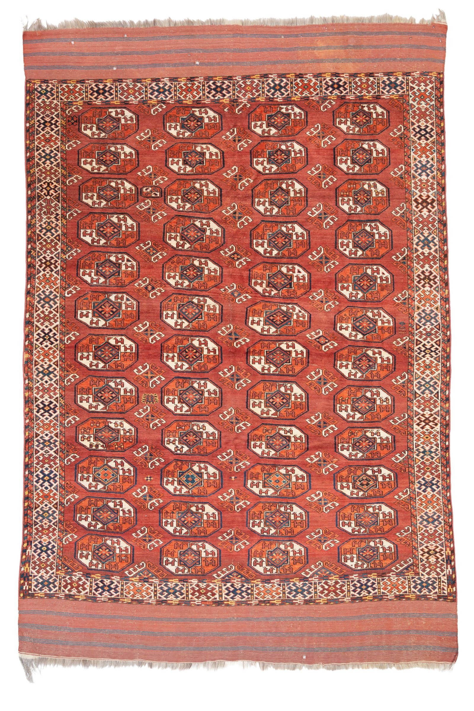 Turkmen carpet (1 of 6)