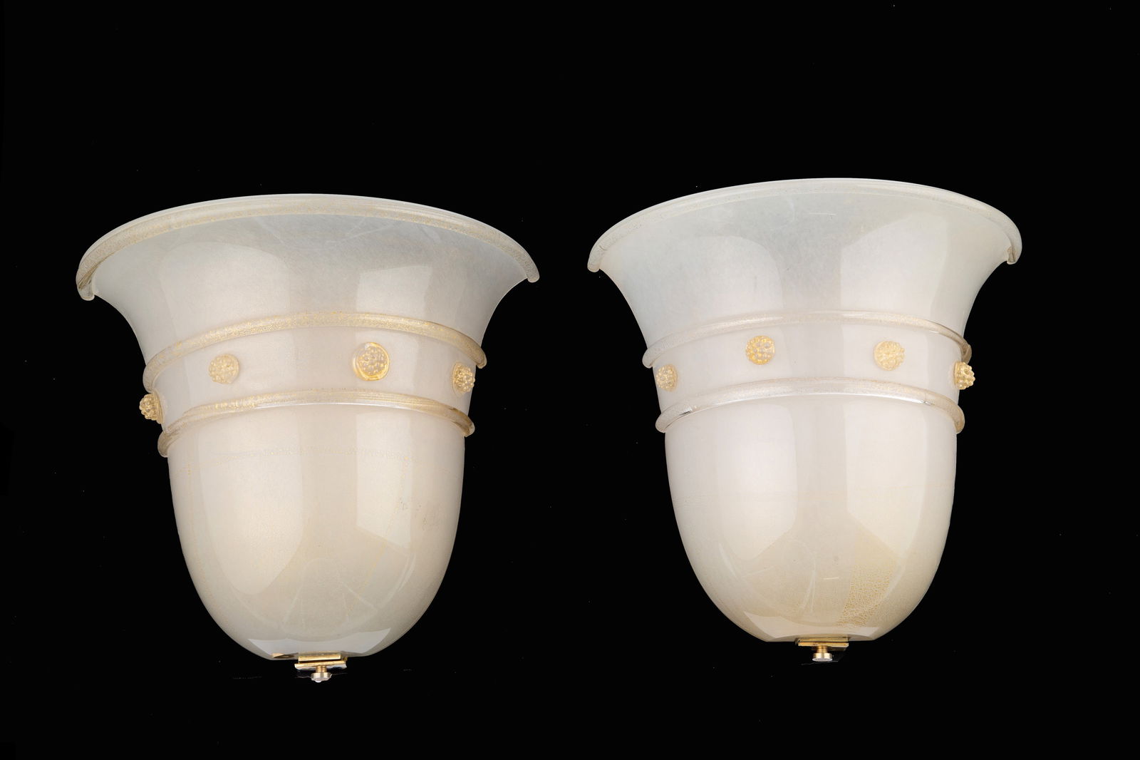 Pair of BAROVIER & TOSO (attr.) wall lamps (1 of 8)