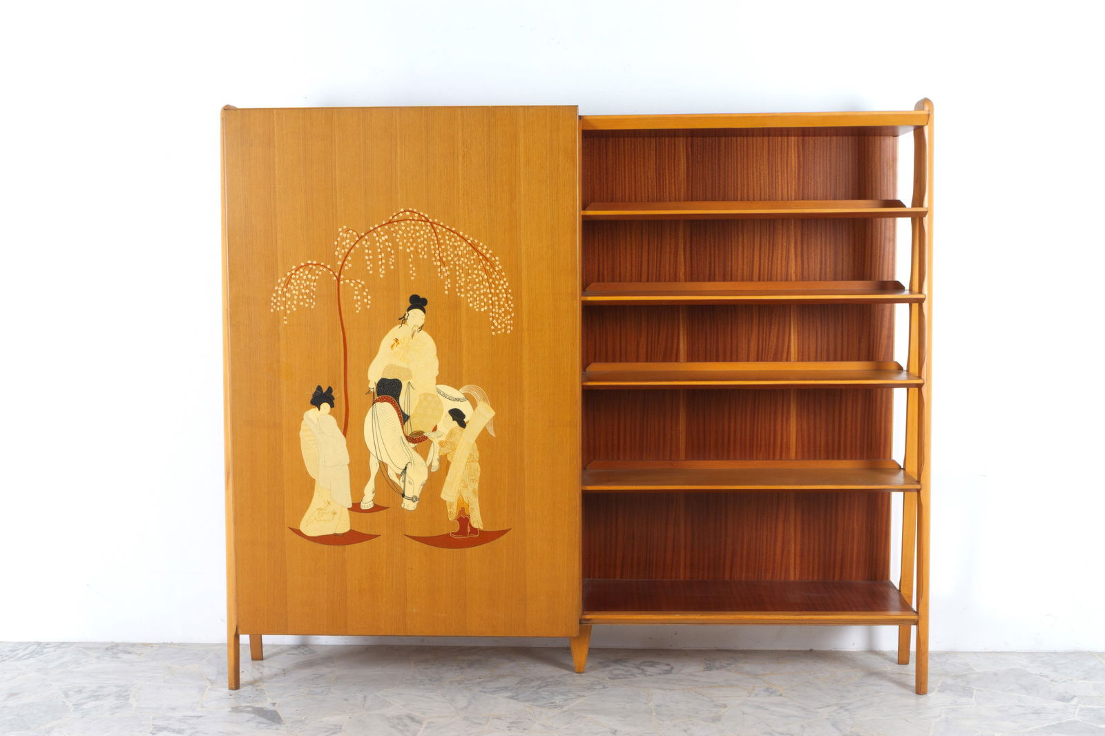 Wooden cabinet with oriental life scene (1 of 7)