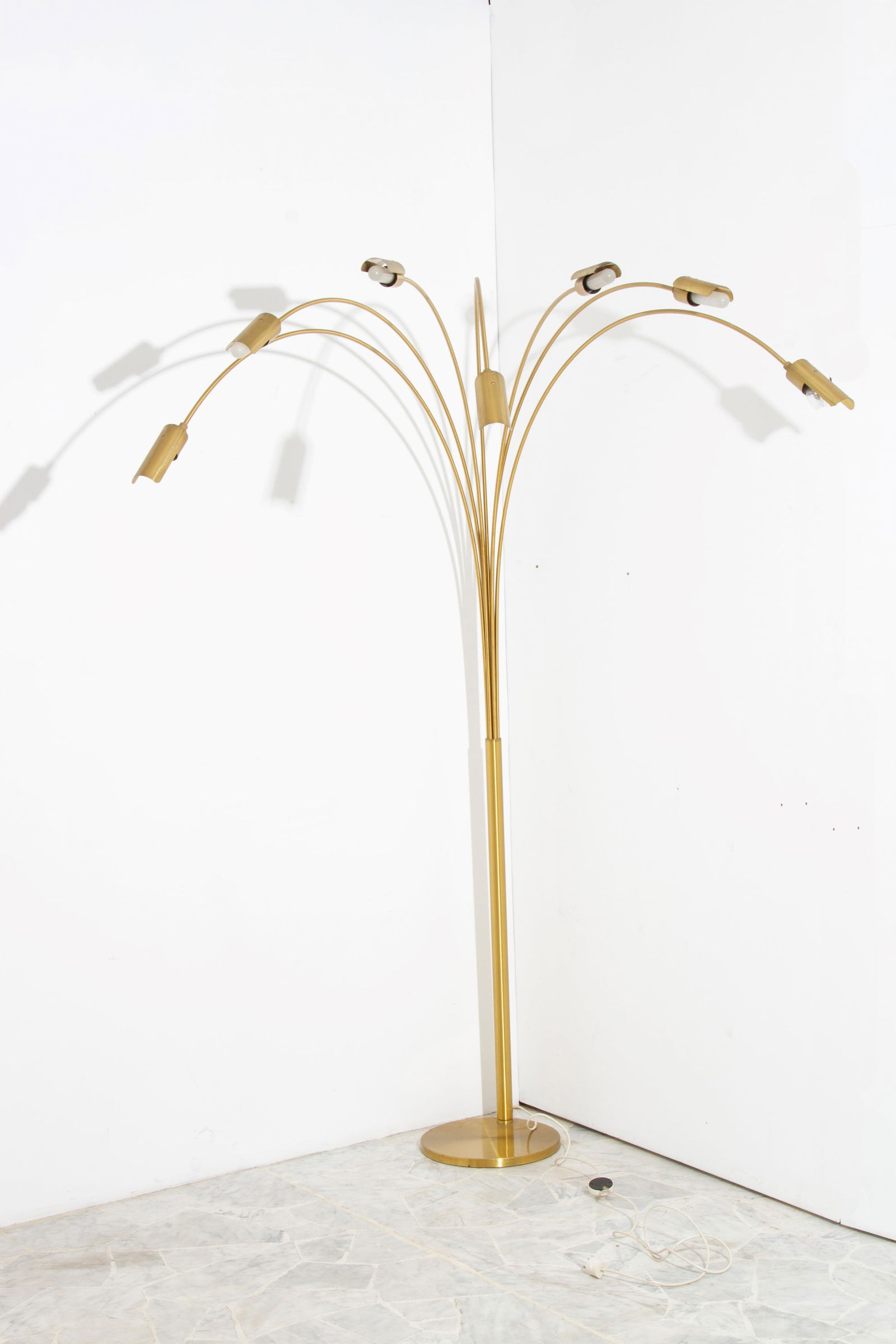 GOFFREDO REGGIANI (in the ways of). Brass floor lamp (1 of 6)