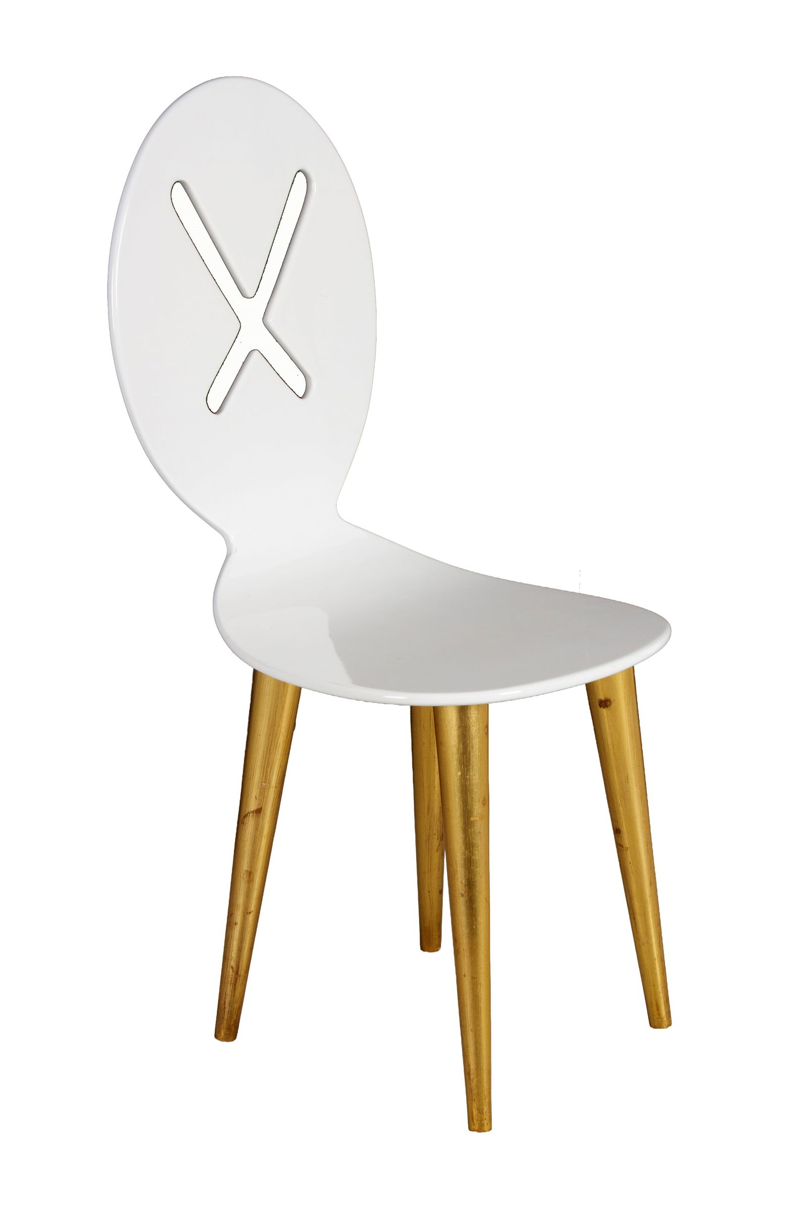 ANNA GILI. Cavallo model chair by POST DESIGN: ANNA GILI (Orvieto 1960). Cavallo model chair in lacquered wood with gilded legs. Post Design production. Signed under the seat. Numbered 3/99. Defects. 101x45x45 cm approx. ANNA GILI (Orvieto