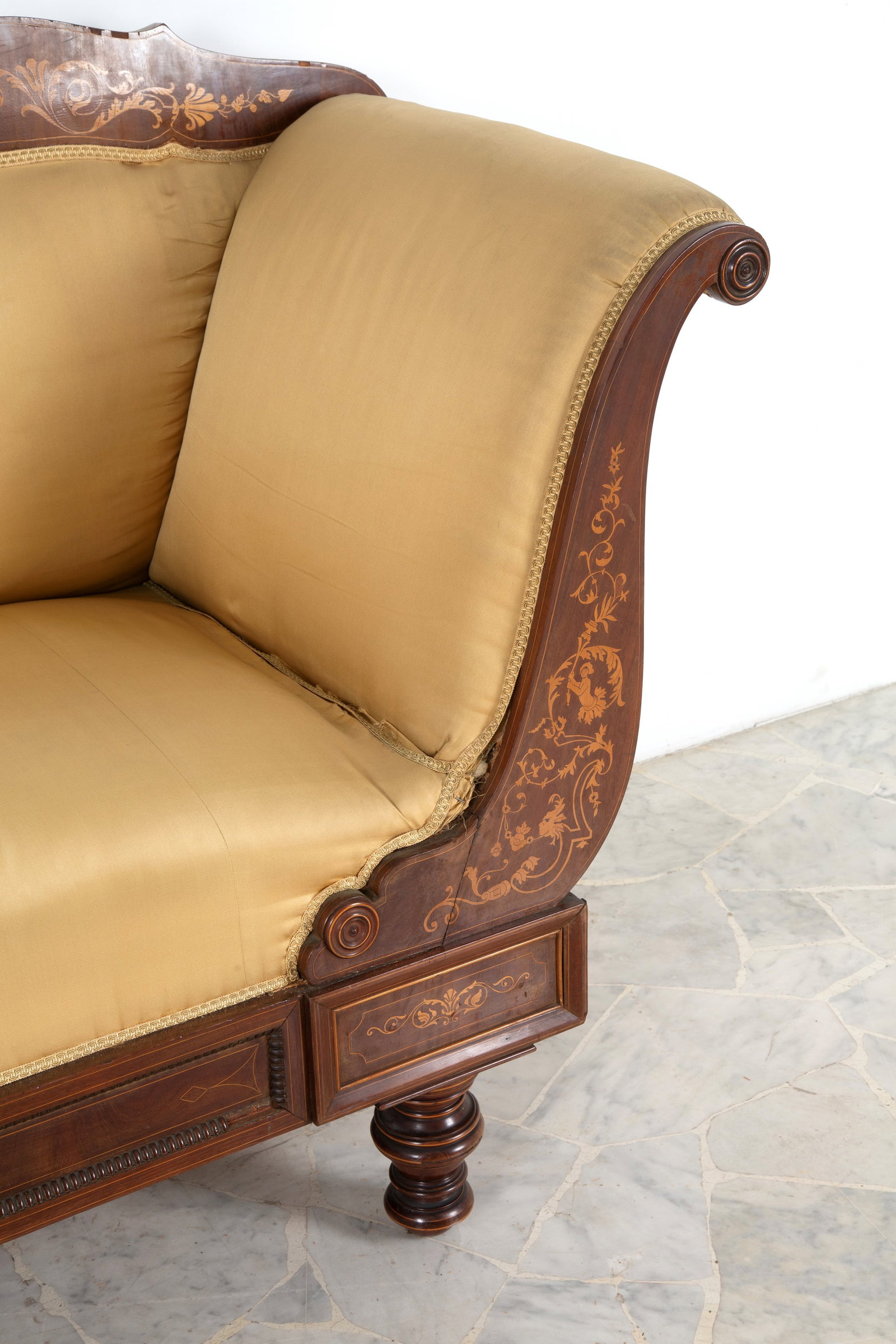 Corbeille sofa - 2