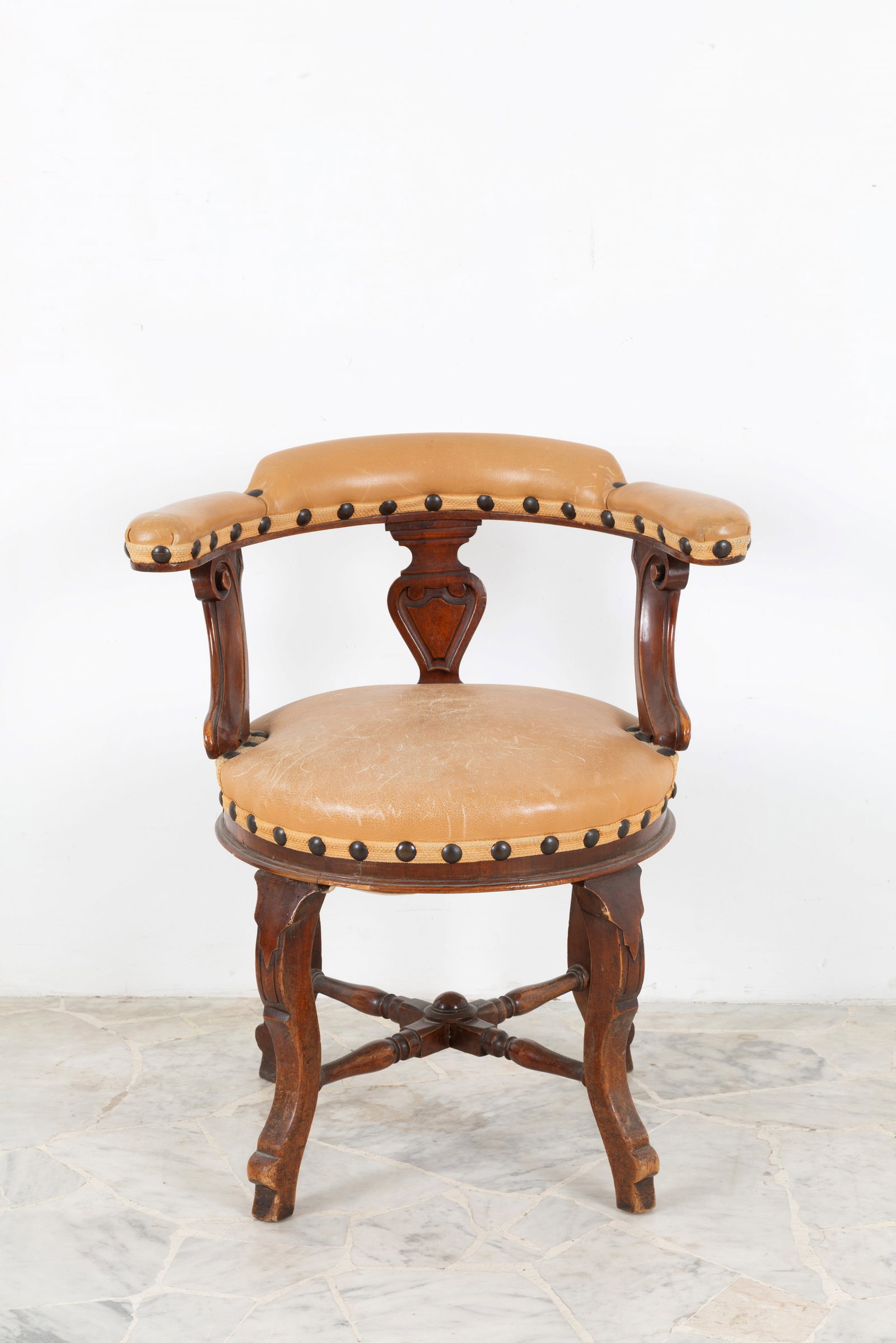 Poltroncina (1 of 5)