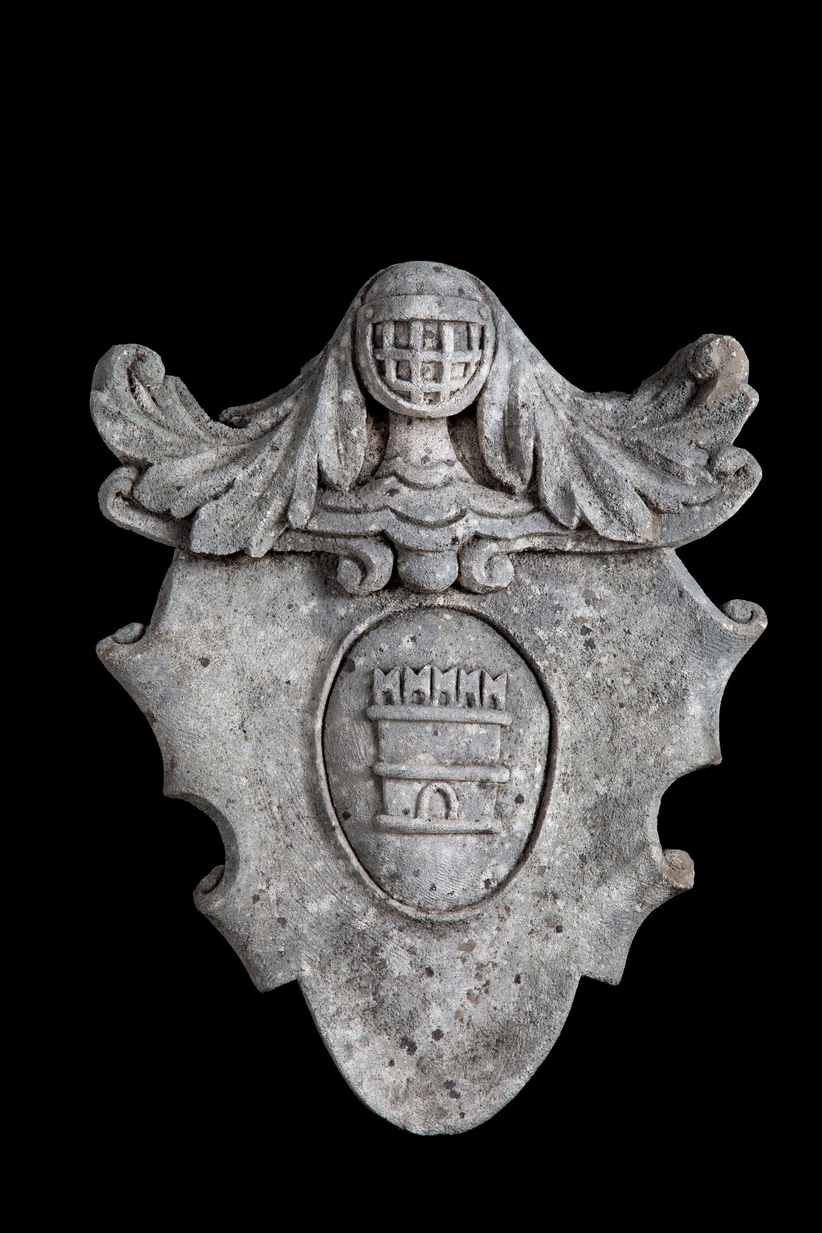 Heraldic coat of arms (1 of 2)