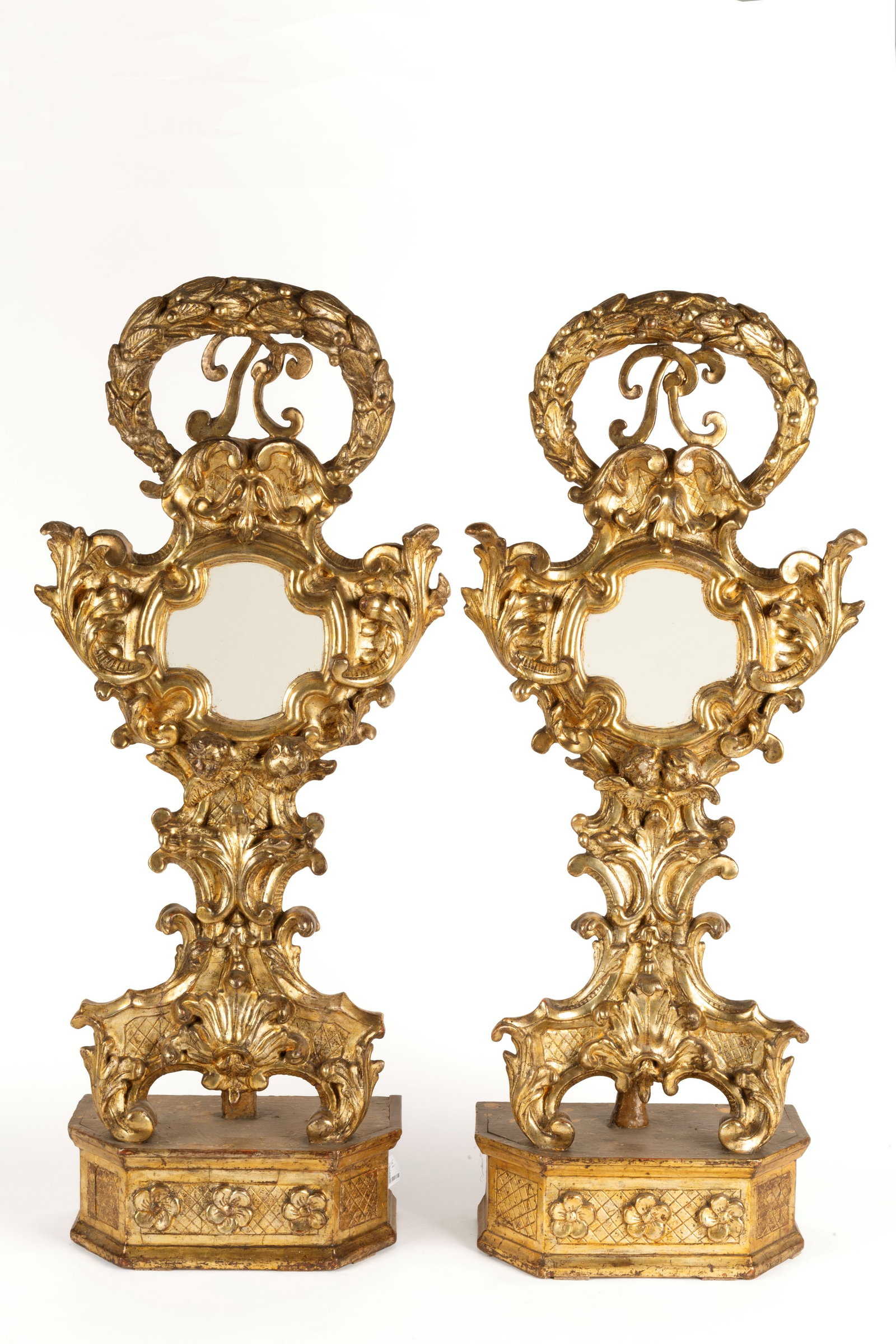 Two reliquaries (1 of 7)