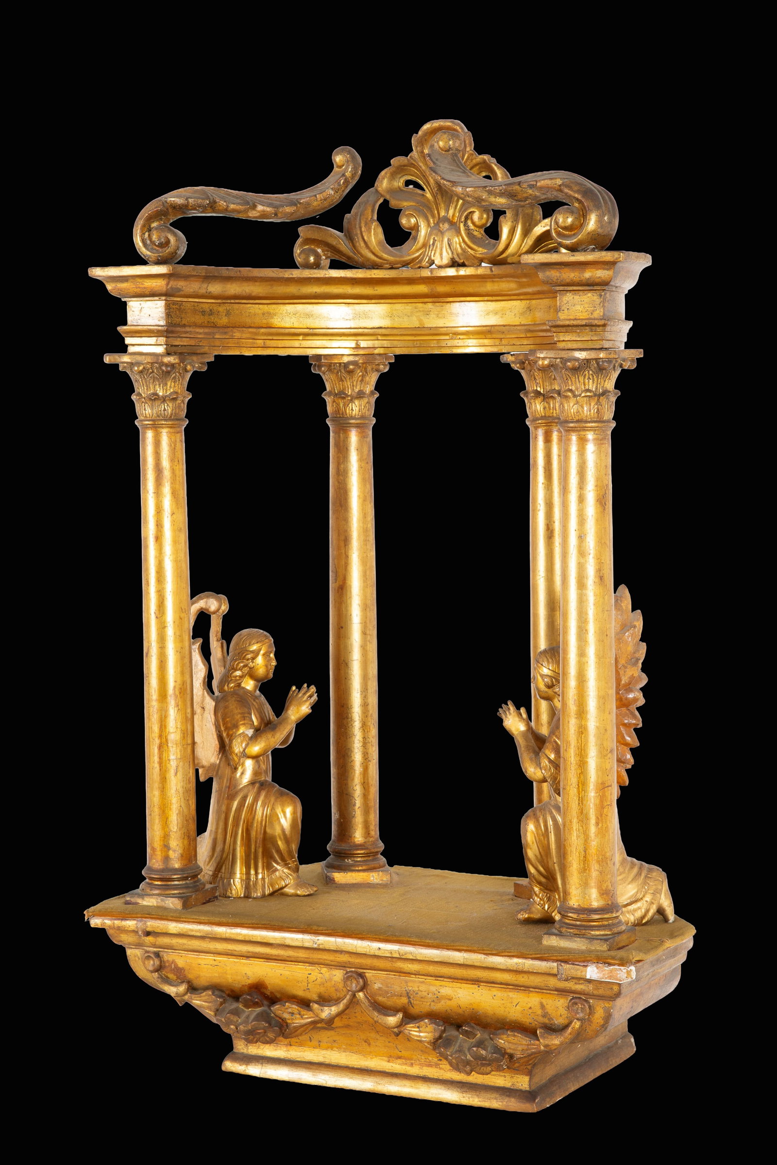 Small temple altar - 2