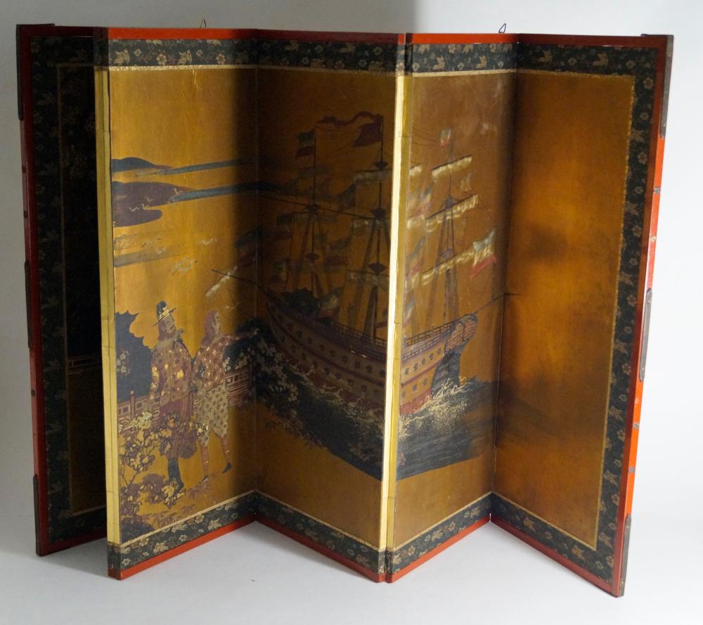 Japanese Antiques Small six-part screen in Nanban: Japanese Antiques Small six-part screen in Nanban style, Meiji H. 59 cm. Paint and gold paint on paper. Two Dutchmen in a flowering garden and ship in surf. Darkened. Red lacquered frame. Rips on back