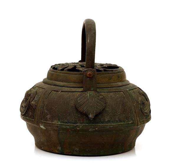 Meiji Japanese Bronze Hand Warmer w Dragon - 4